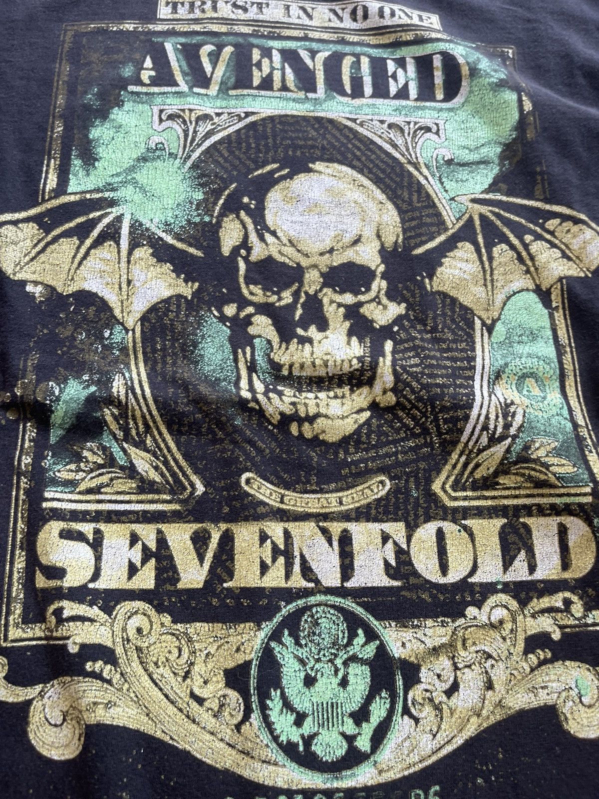 Band Tees Avenged Sevenfold "Trust In No One" Deathbat T-Shirt Size US M / EU 48-50 / 2 - 3 Thumbnail
