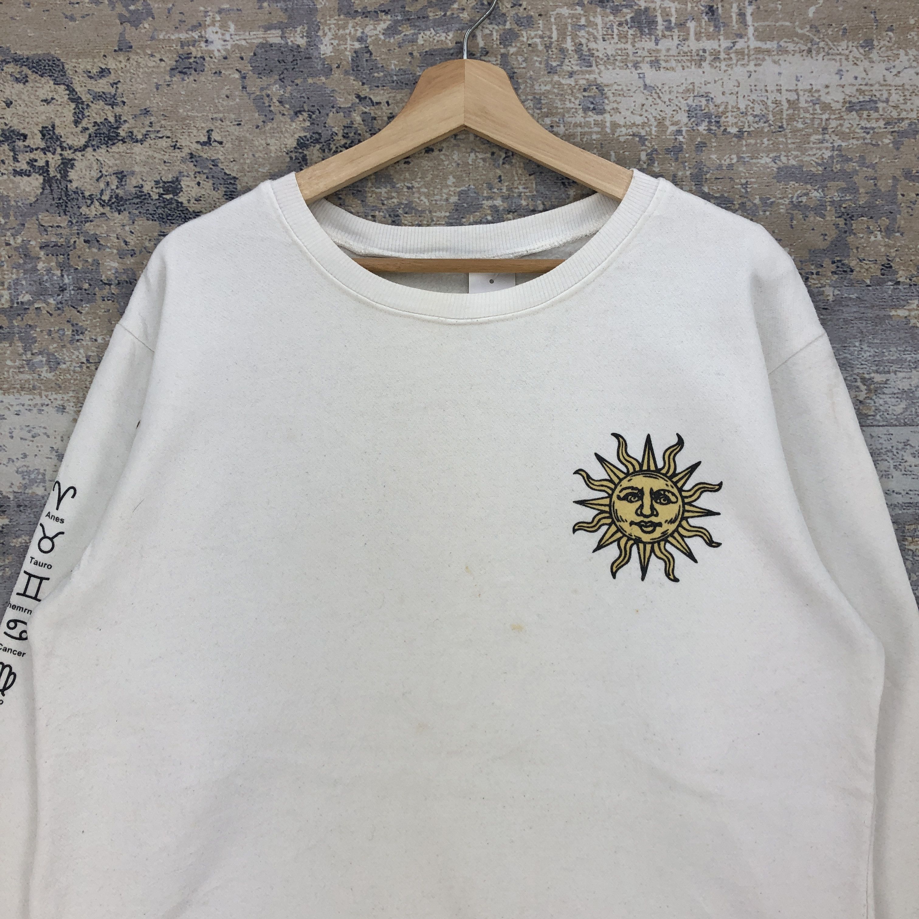 Japanese Brand Vintage Sun Medusa Sweater Horoscope Sweatshirt Jumper Size US M / EU 48-50 / 2 - 3 Thumbnail
