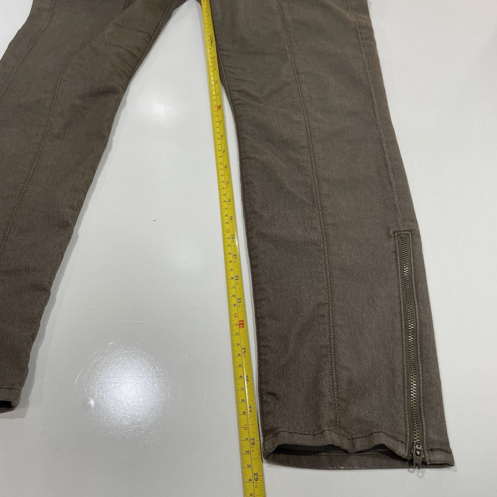 7 For All Mankind 7 For All Mankind Ankle Zip Skinny Jeans Size 32 (34”) USA Size 34" / US 12 / IT 48 - 3 Thumbnail