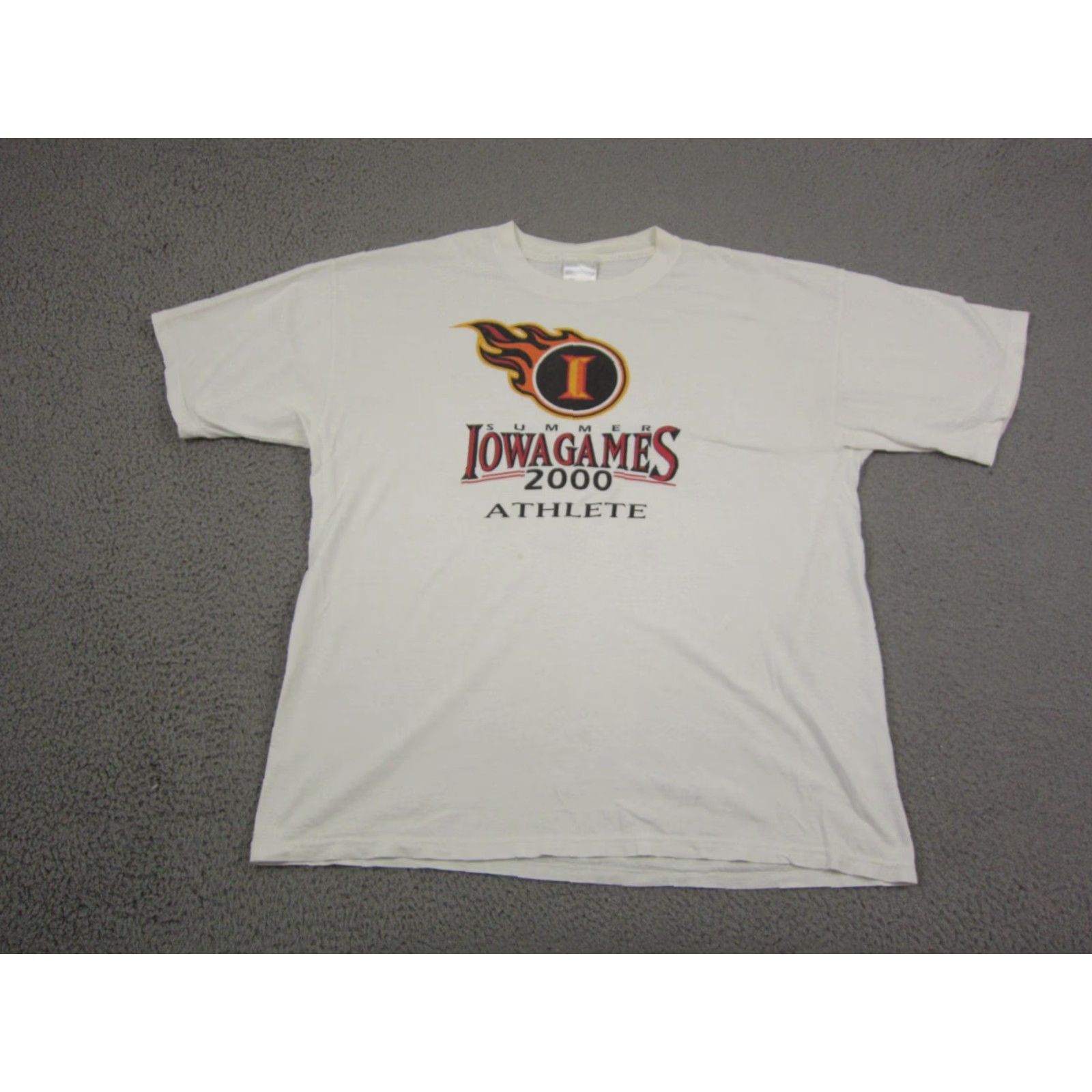 Gildan VINTAGE Iowa Game Shirt Men XL White Athletic Gildan T-Shirt Short Sleeve Crew Neck Sports Summer 90s 00s Mens Size US XL / EU 56 / 4 - 2 Thumbnail