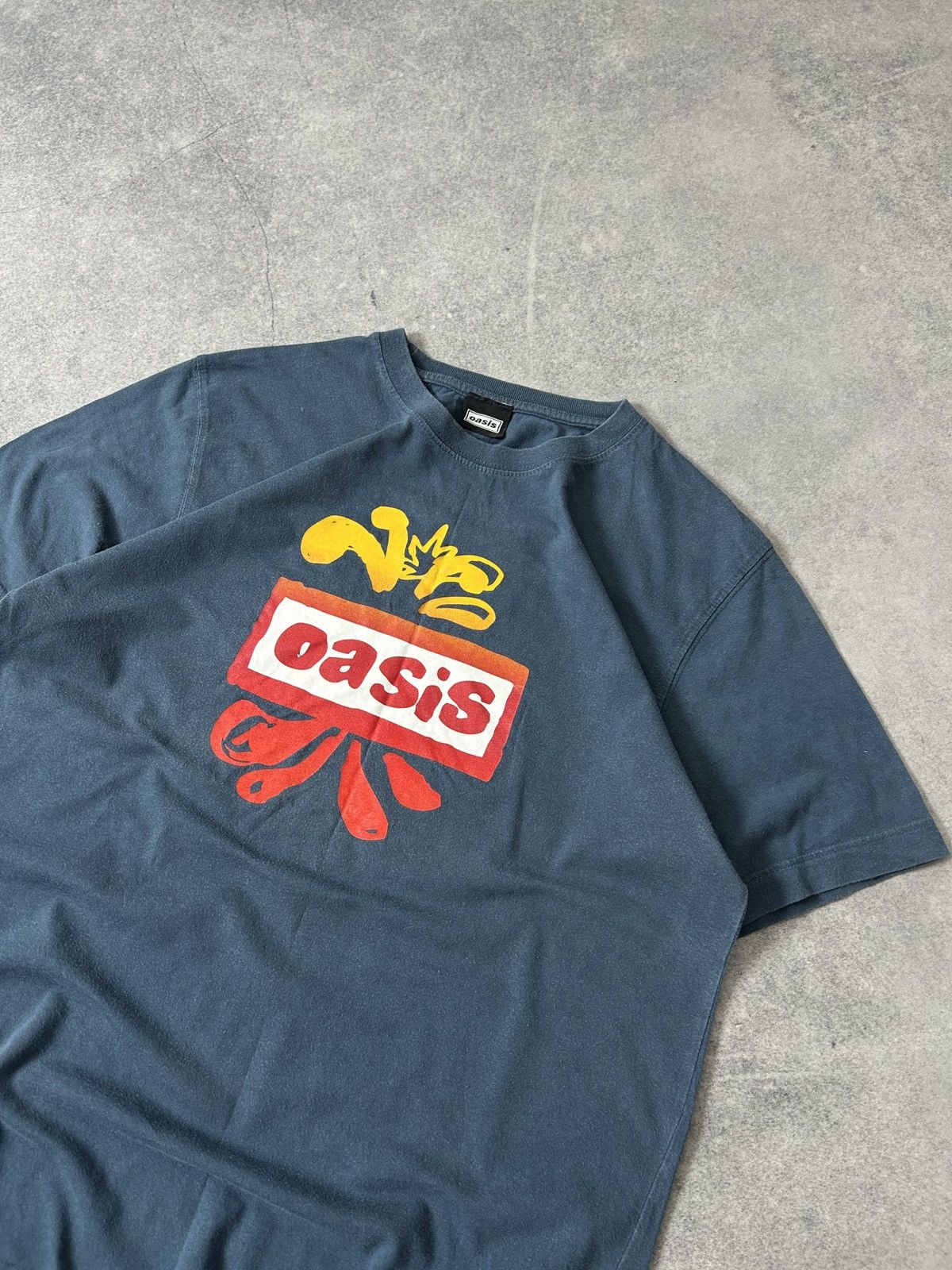 Band Tees Vintage Oasis band big logo shirts mens blue Size US M / EU 48-50 / 2 - 4 Thumbnail