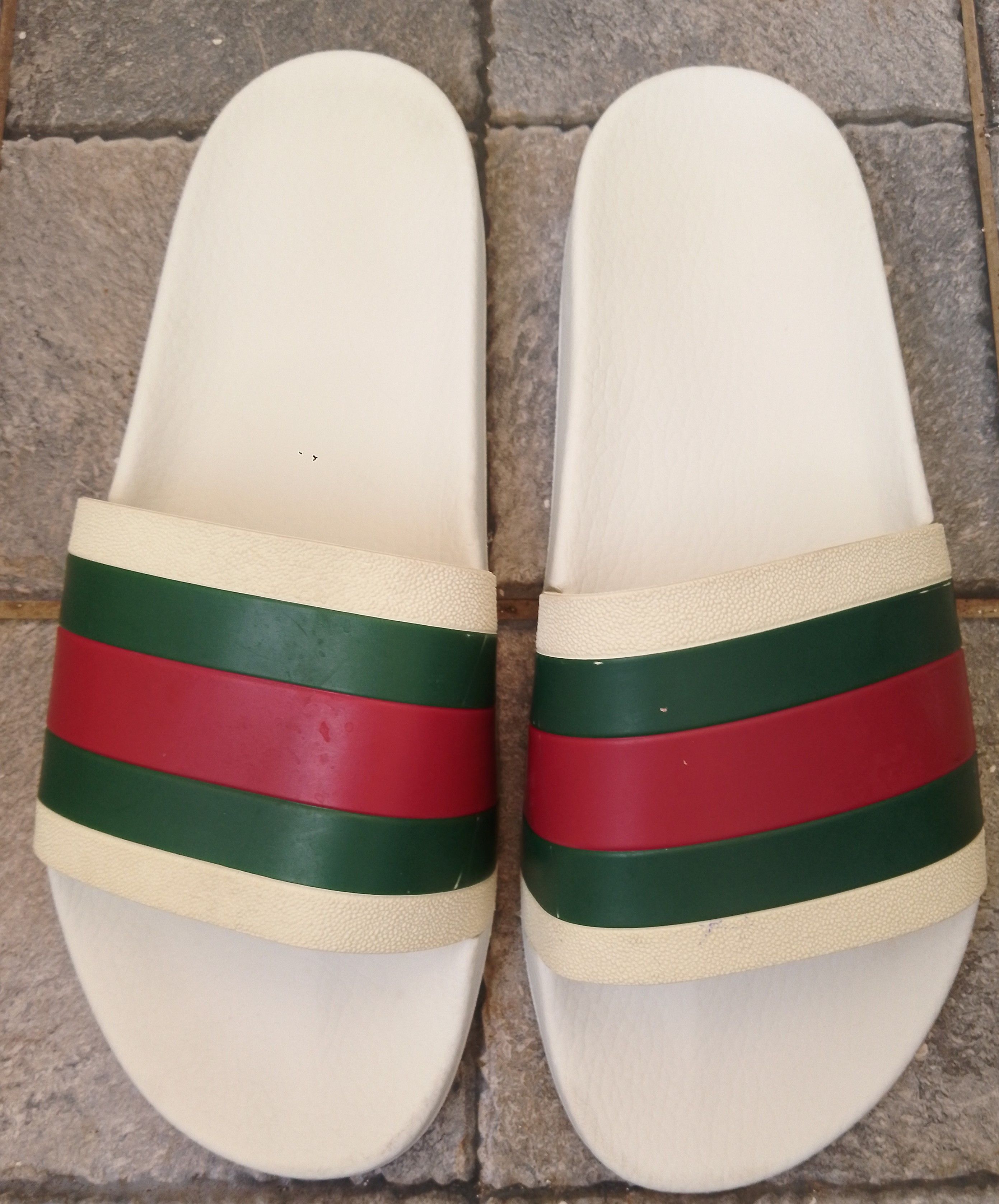 Gucci Gucci web rubber slide sandals Size US 12 / EU 45 - 2 Thumbnail