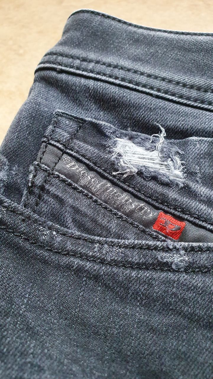 Diesel Mens Vintage Diesel Jeans Size 32 Slim Skinny Made in Italy Size US 32 / EU 48 - 12 Thumbnail