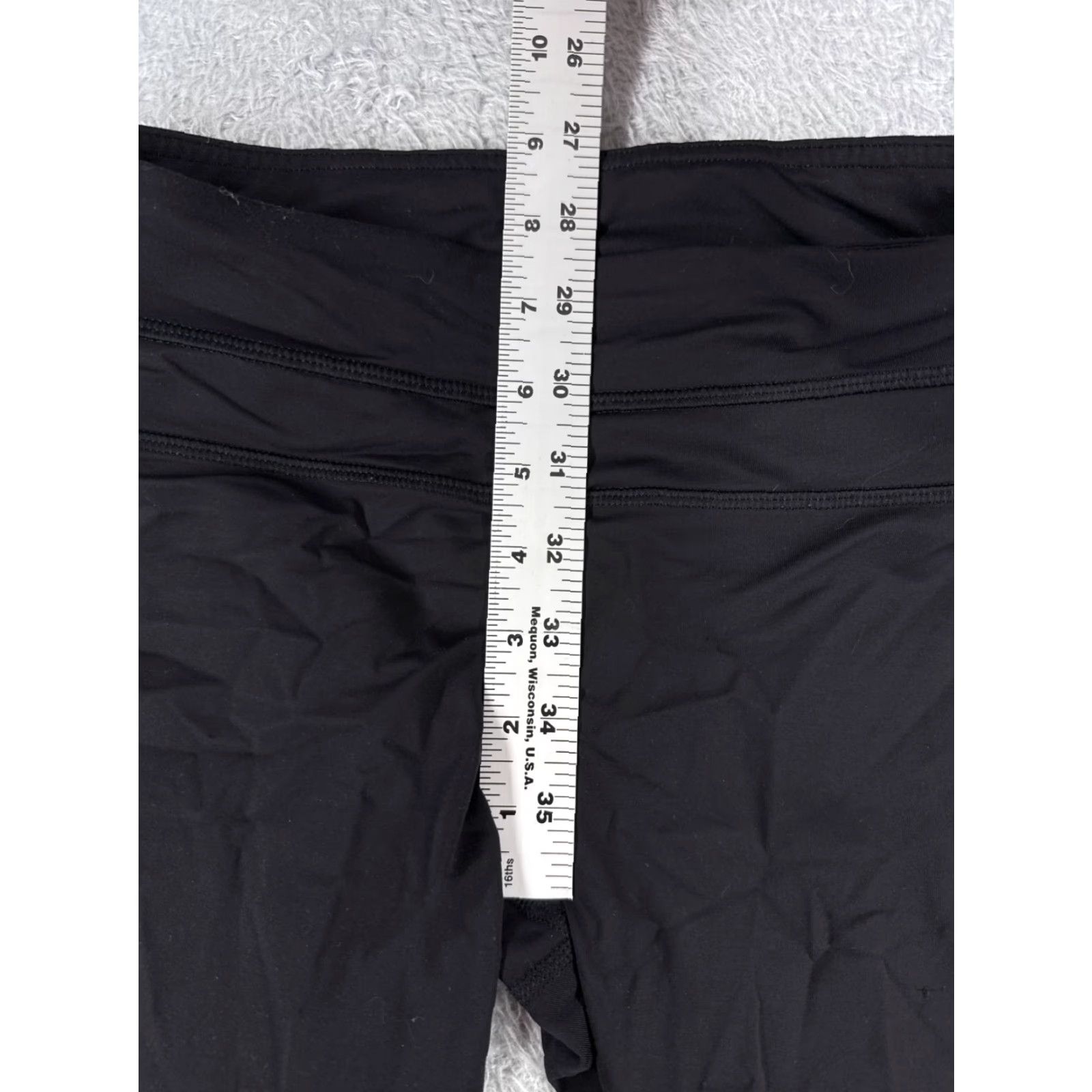Lululemon Lululemon Pants Womens 4 Black Crop 20" Run Running Rear Zipper Pocket Size 27" / US 4 / IT 40 - 7 Thumbnail