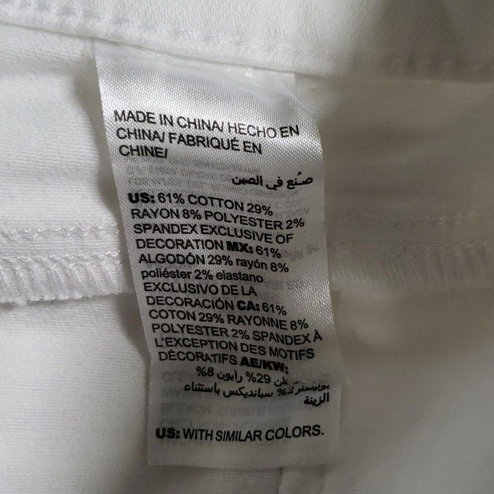 Chicos CT690a Chico's So Slimming Girlfriend Crop White Jean Size 30" / US 8 / IT 44 - 7 Thumbnail
