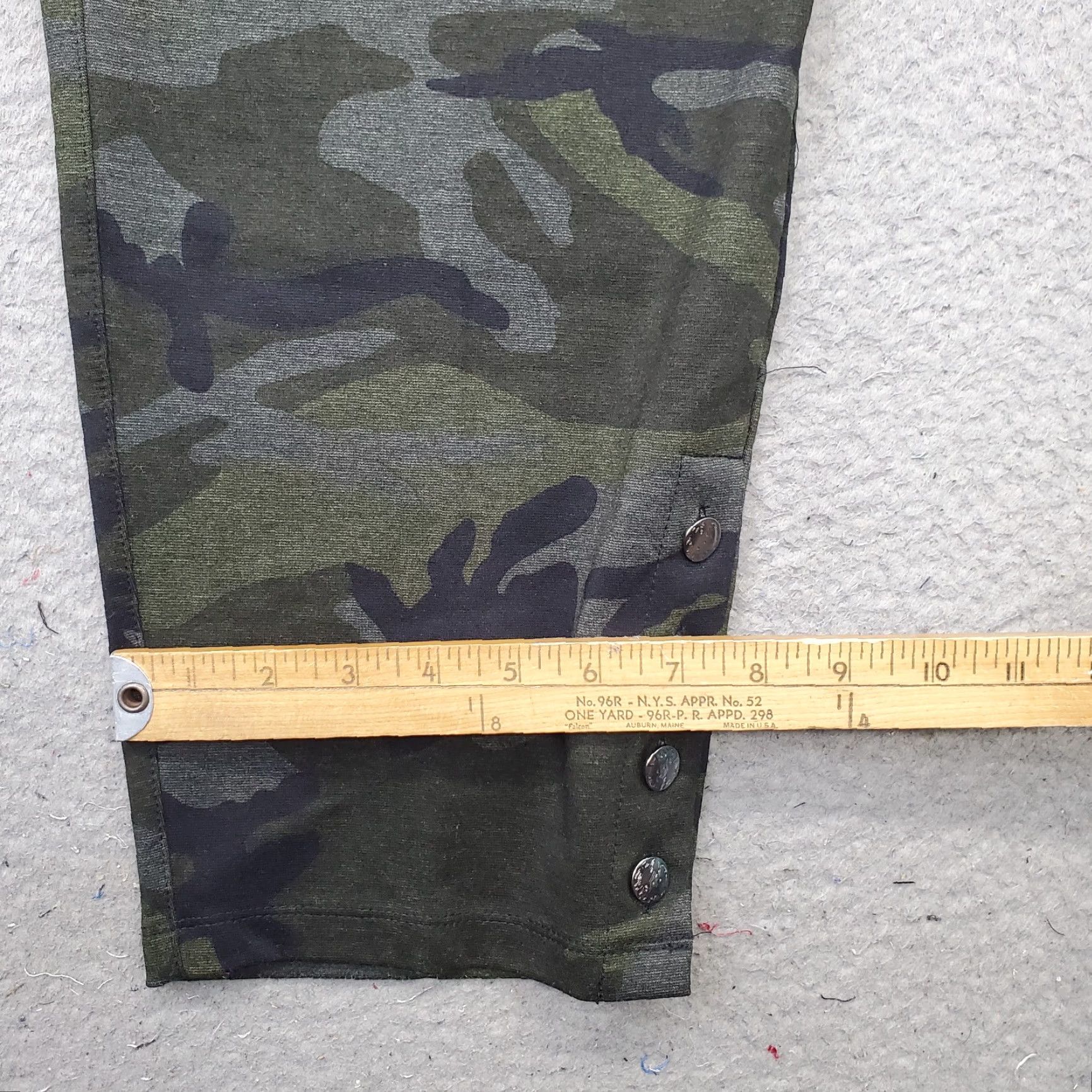 Vintage Susan Graver Pants Womens XL Multi Camouflage Ankle Button Straight Leg Pull On Size 40" / US 18 - 5 Thumbnail