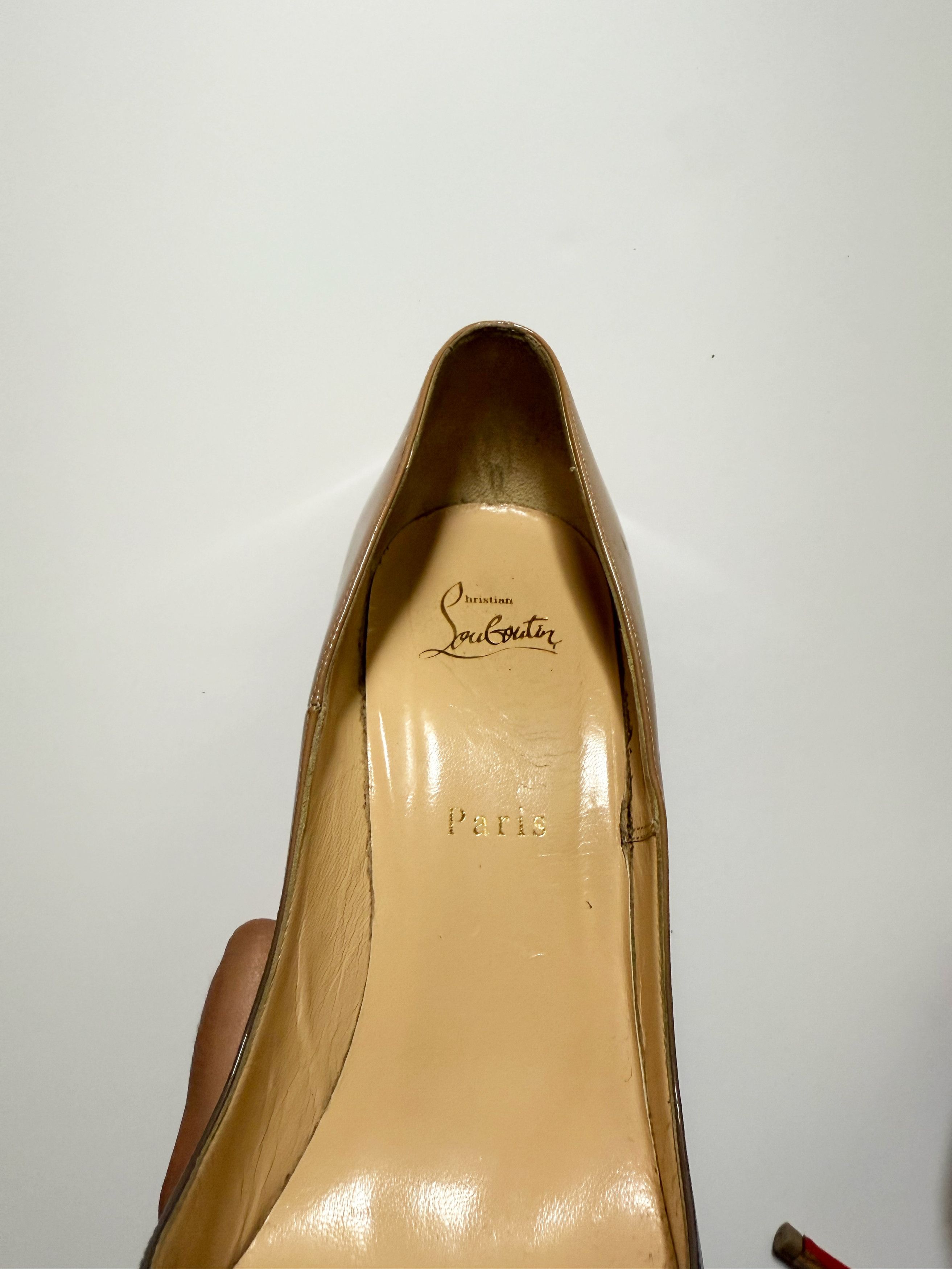 Christian Louboutin CHRISTIAN LOUBOUTIN PATENT LEATHER PUMPS Size US 10 / IT 40 - 7 Thumbnail