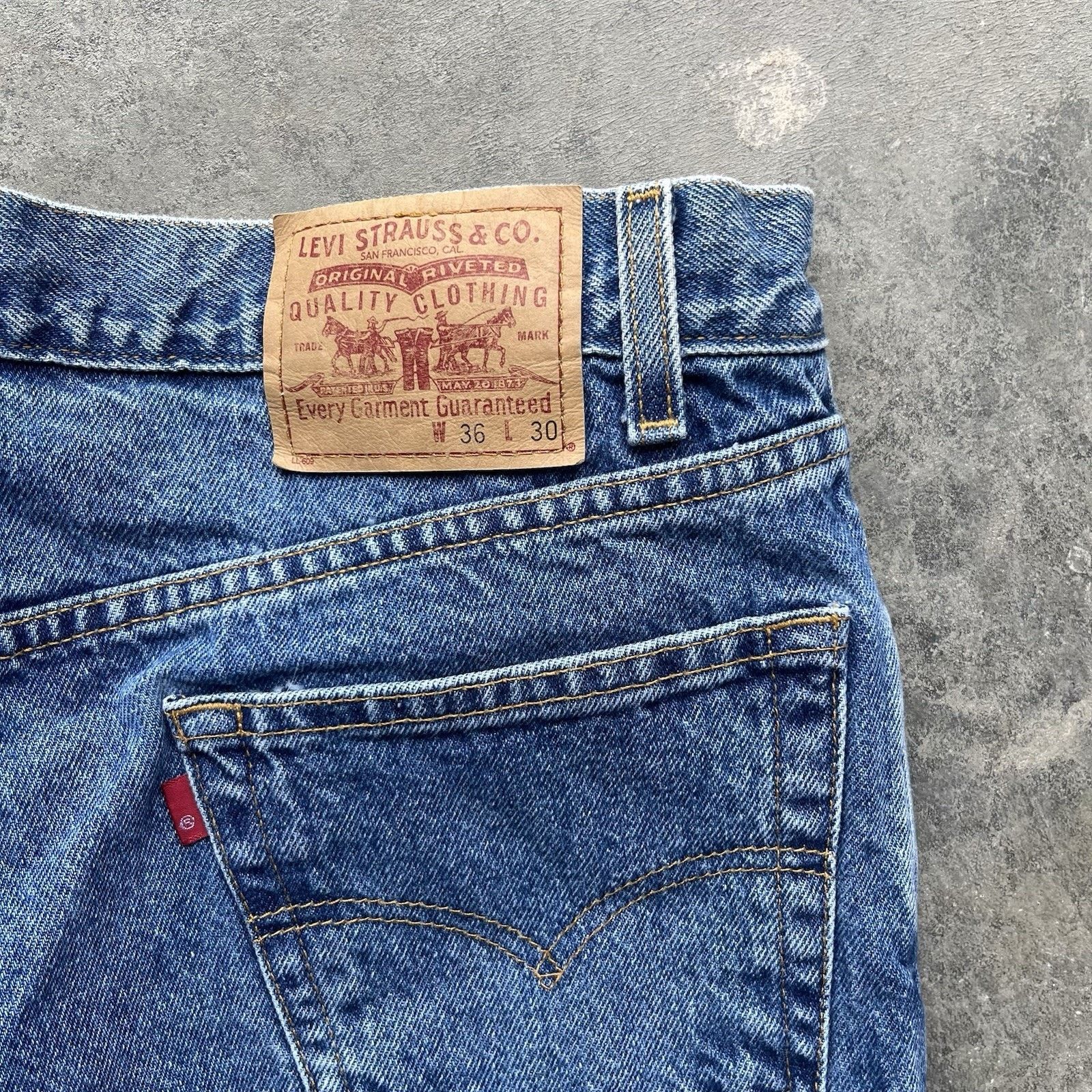 Levi's Vintage Levi’s 559 Jeans Men’s 34 X 30 Western Workwear Medi Size US 34 / EU 50 - 3 Thumbnail
