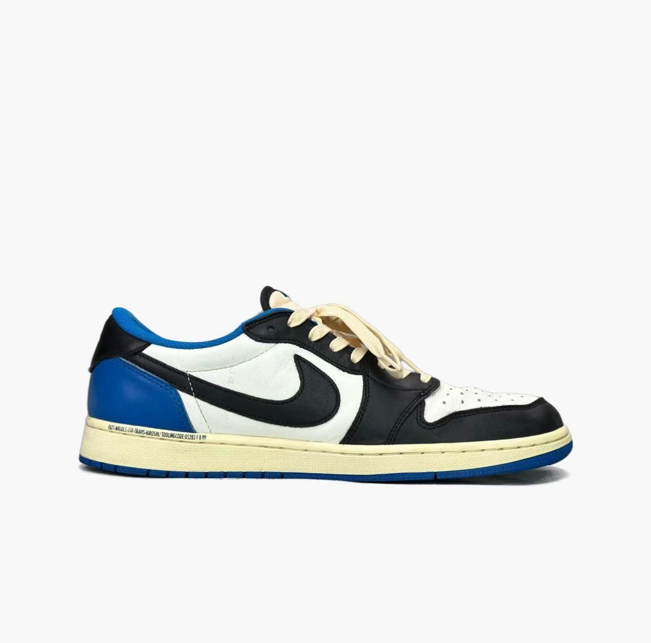 Nike × Travis Scott Nike AJ X Travis Scott X Fragment Desgng low top sneakers Size US 11.5 / EU 44-45 - 2 Thumbnail