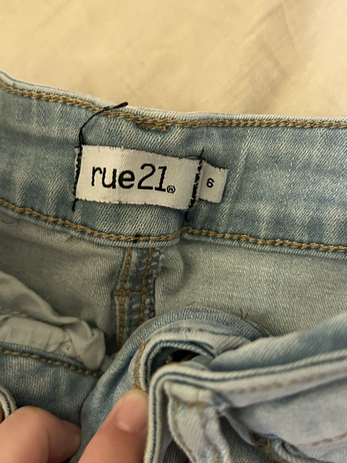 rue21 Women’s Rue21 Light Blue Ripped Skinny Jeans Size 28" / US 6 / IT 42 - 3 Thumbnail