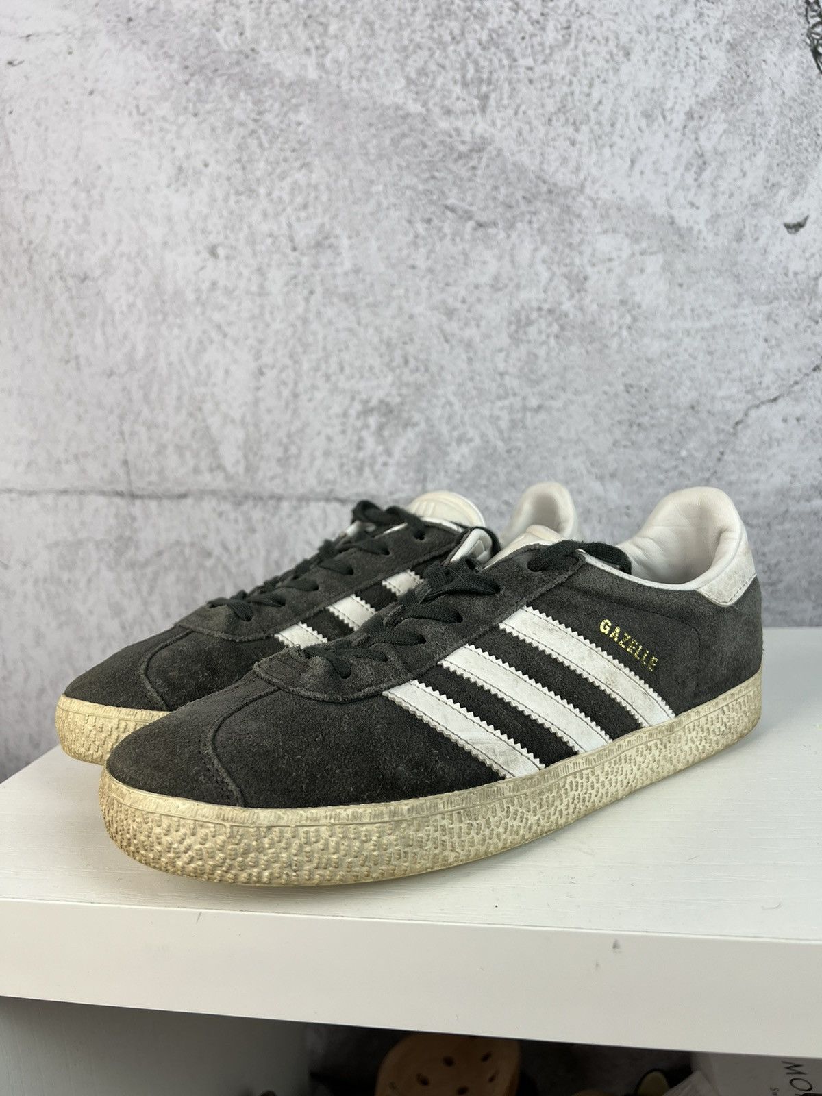 Adidas Adidas Gazelle Low Sneakers Rare Color Casual Streetwear Size US 6 / IT 36 - 9 Thumbnail