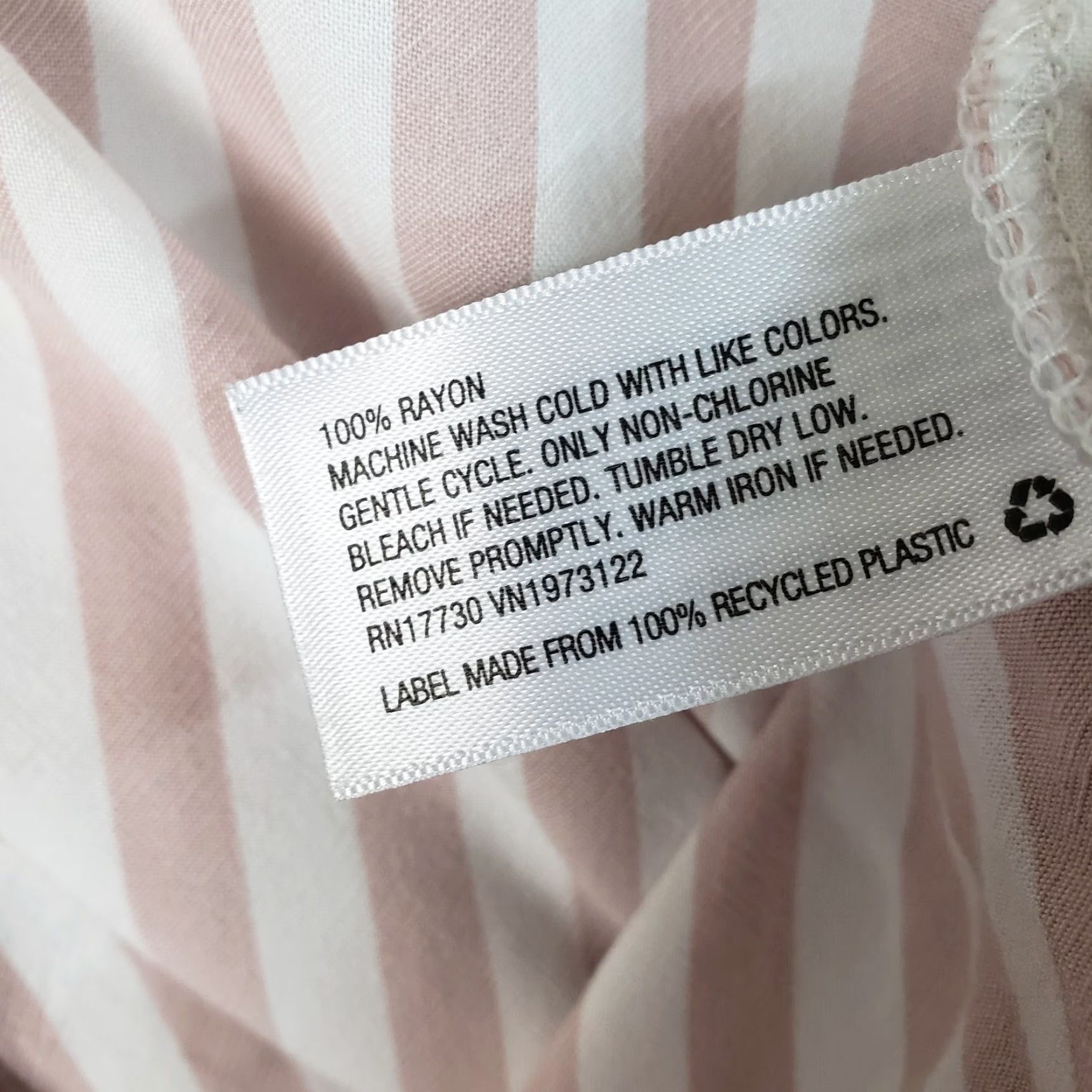 Vintage A New Day Shirt Womens Button Front Top L pink white stripe Long Sleeve Rayon Vintage No Size L / US 10 / IT 46 - 5 Thumbnail