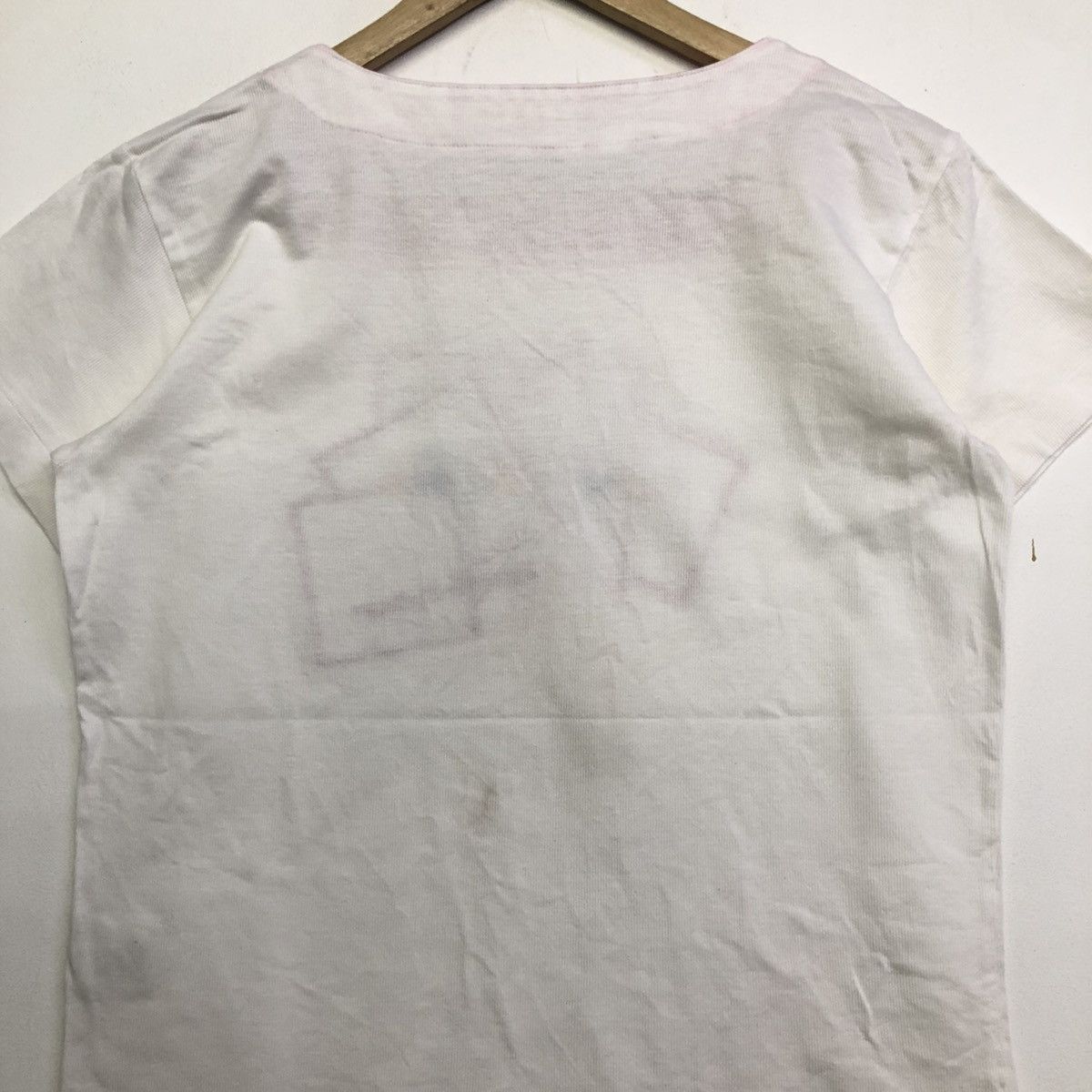 Courreges Vintage Courreges Paris Embriodered Spellout Design Tshirt Size XS / US 0-2 / IT 36-38 - 9 Thumbnail