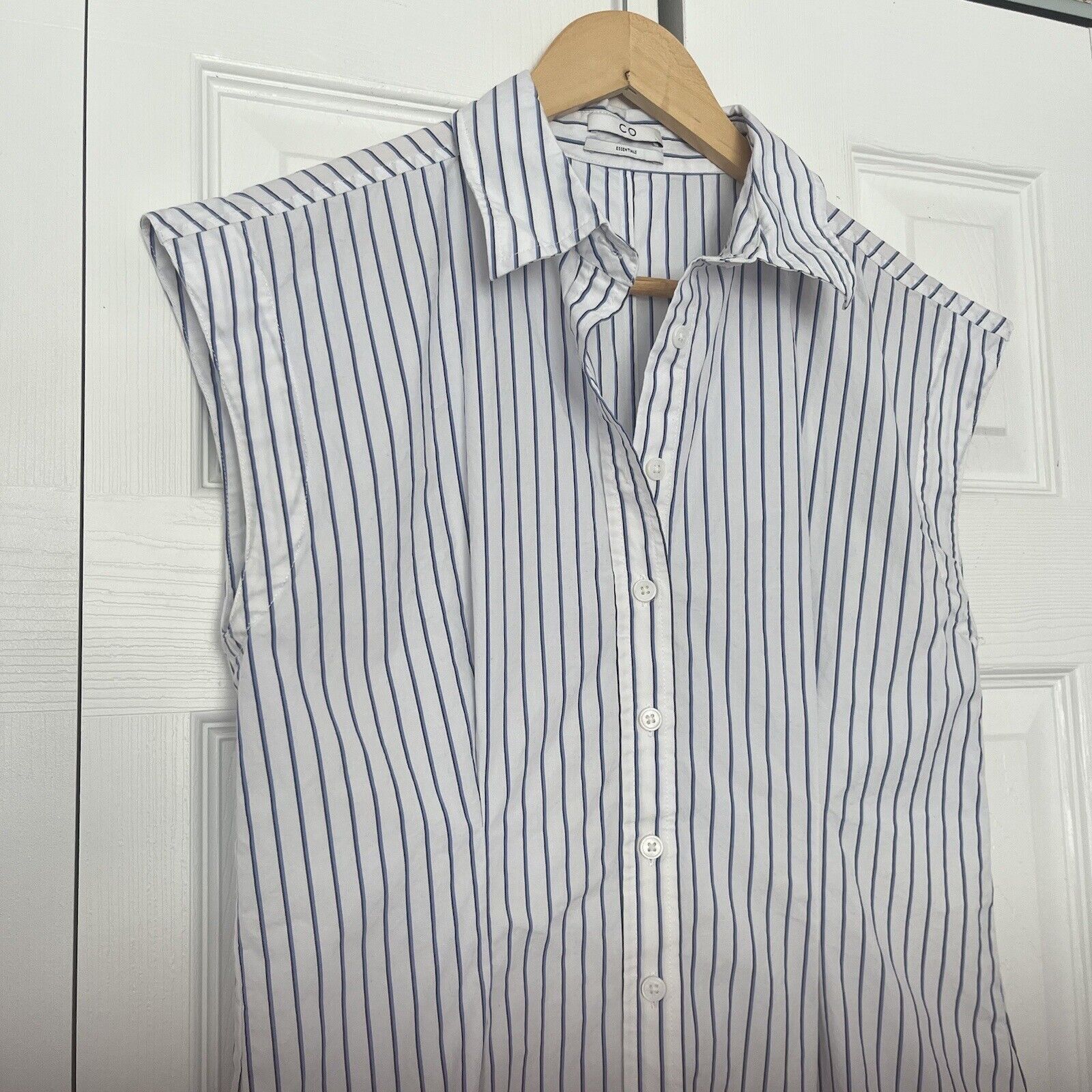 CO Women’s CO Stripe White Cap Sleeve Button Shirt Size Small Size S / US 4 / IT 40 - 2 Thumbnail