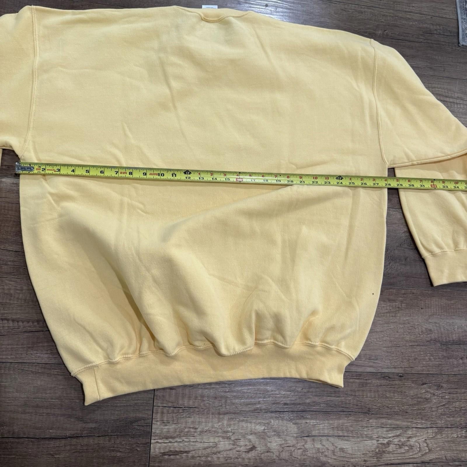 Gildan Vintage Arizona Southwestern Kokopelli Art Yellow Sweater Size US XXL / EU 58 / 5 - 8 Thumbnail