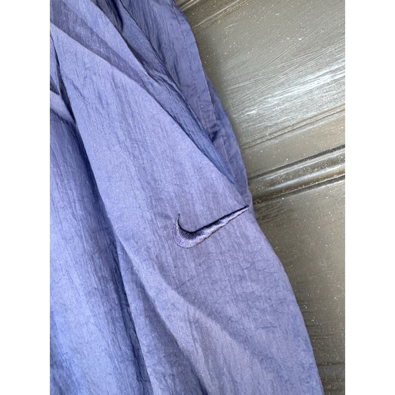 Nike VINTAGE Nike Track Pants Mens L Navy Lined Joggers Tapered Nylon Windbreaker 90s Mens Size US 33 - 4 Thumbnail