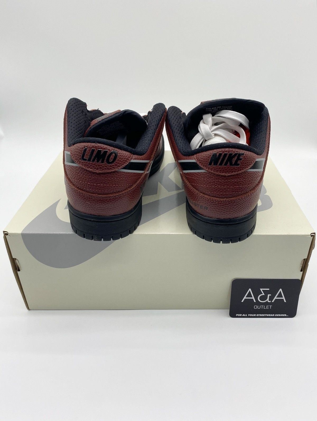 Nike Nike SB Dunk Low Limousine Skateboards US 9.5 Brand New Size US 9.5 / EU 42-43 - 4 Thumbnail
