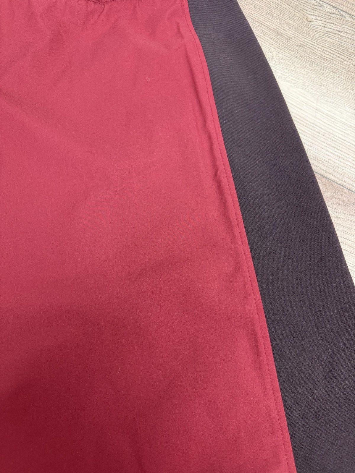 Prada Prada Red Tab Vintage logo y2k avant gardeskirt Size 28" / US 6 / IT 42 - 14 Thumbnail