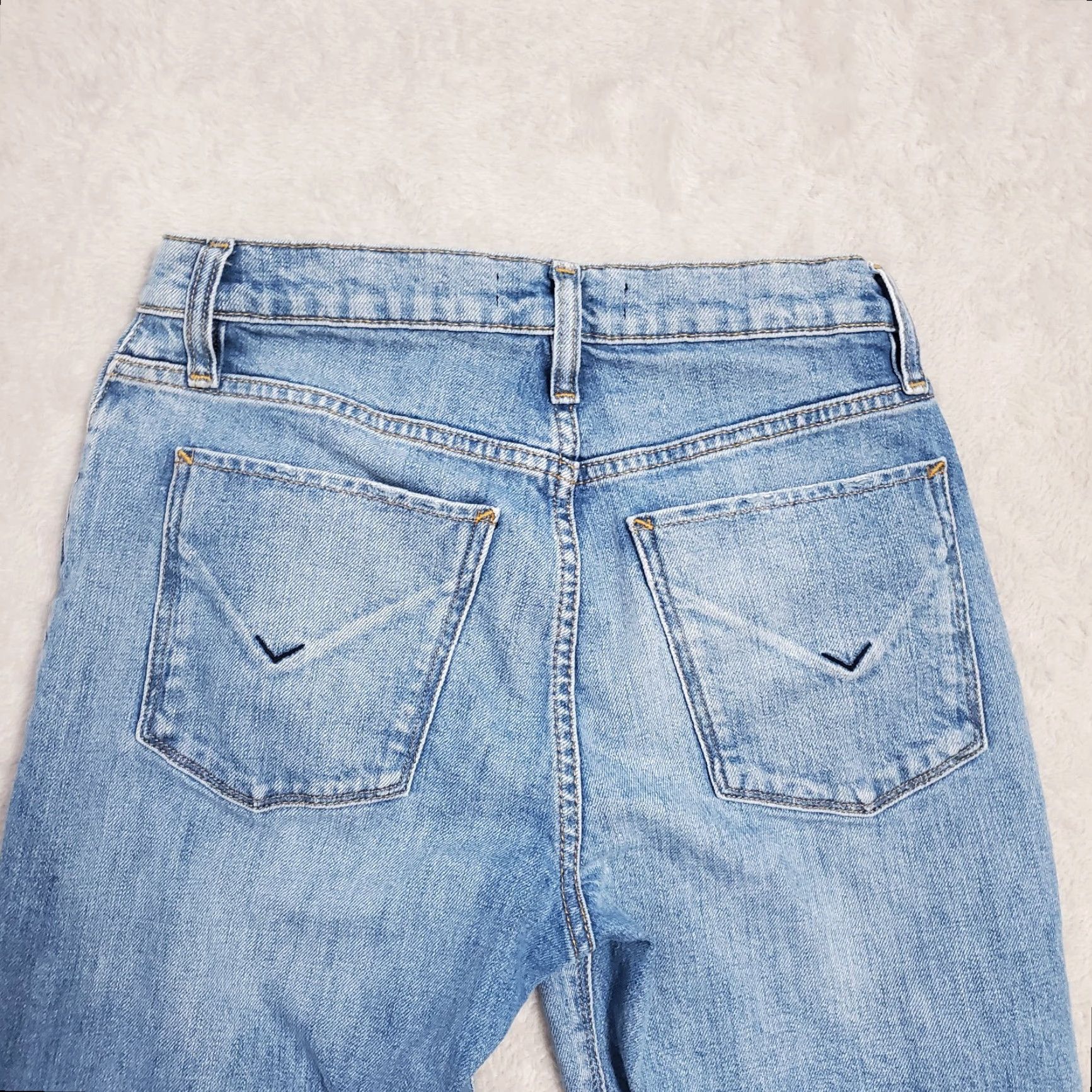 Hudson Hudson Bettie Taper Jeans Womens 26 Blue Light Wash Mid Rise Ankle Denim 28x26.5 Denim Cotton Spandex 5-Pocket Regular N/A Size 26" / US 2 / IT 38 - 5 Thumbnail