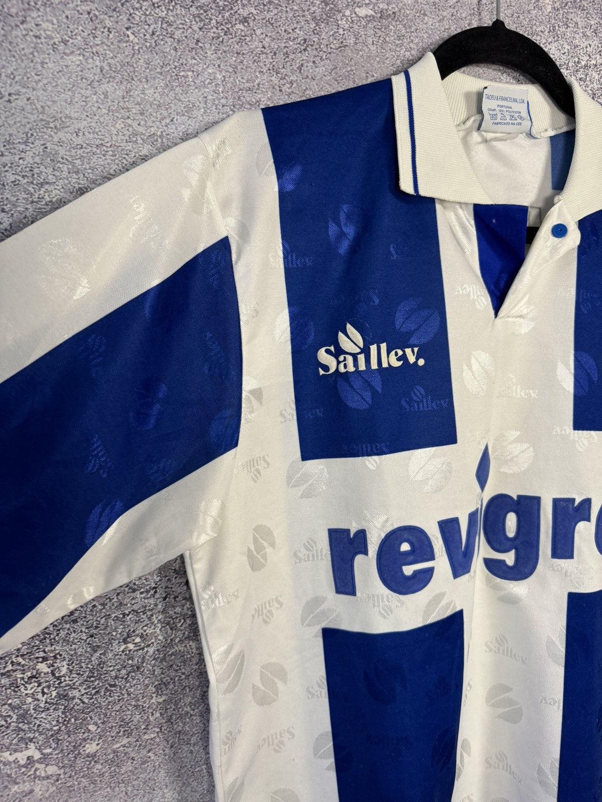 Vintage 90’s Vintage FC Porto 1995/96 Saillev Special Jersey Size US L / EU 52-54 / 3 - 6 Thumbnail