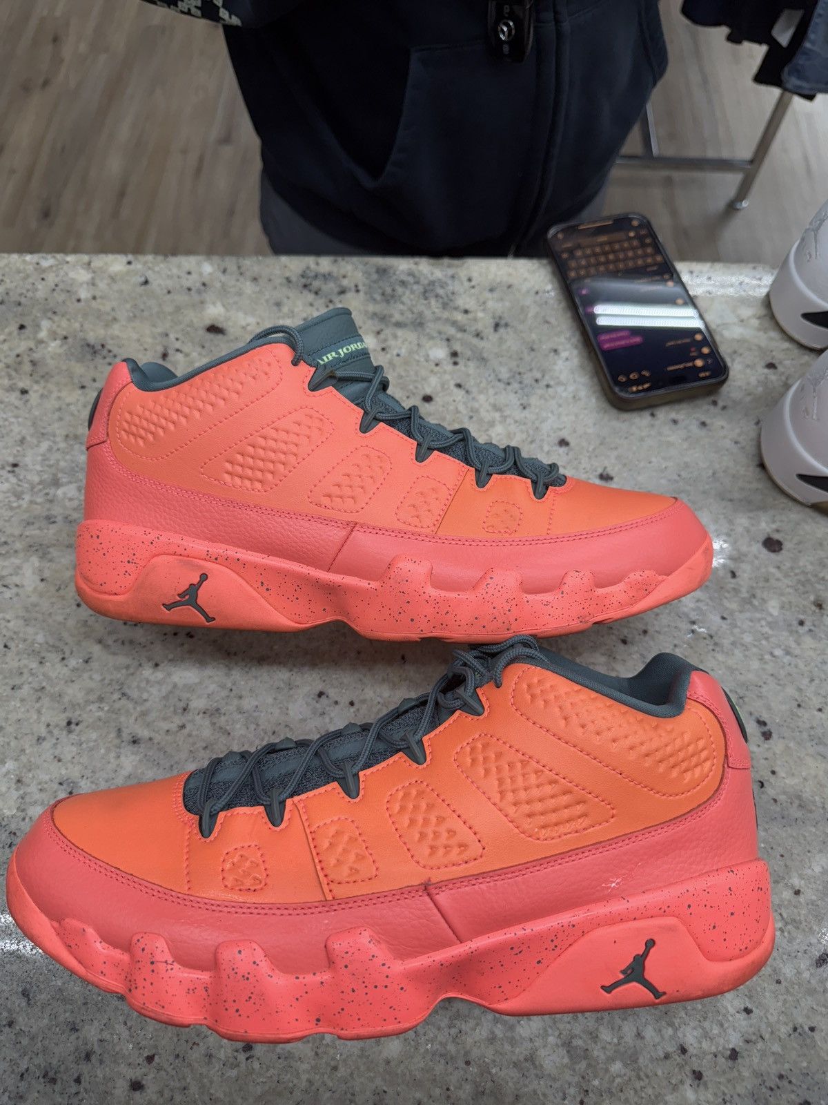 Air Jordan 9 Retro Low Bright Mangos