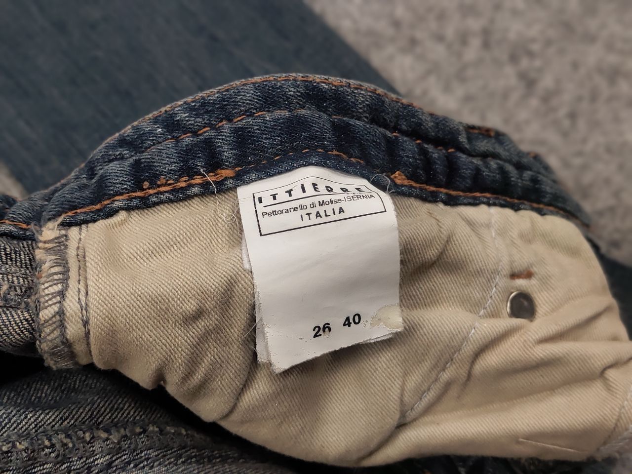 Versace Jeans Couture Vintage 90's Versace Jeans Couture Big Logo Slim Faded denim Size 26" / US 2 / IT 38 - 16 Thumbnail