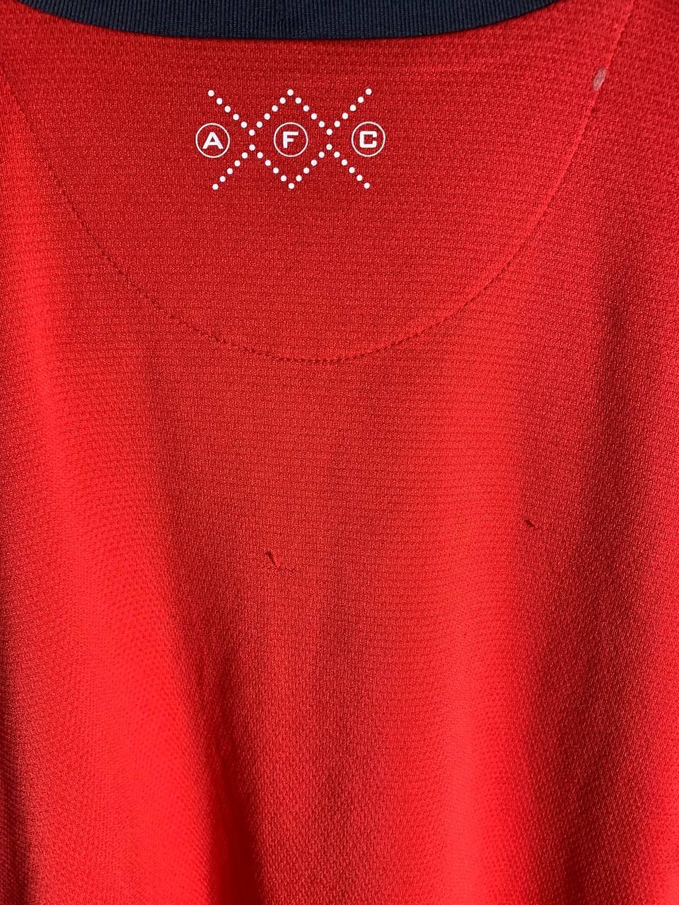 Nike Vintage Nike FC Arsenal London England Soccer Jersey y2K 90s Size US M / EU 48-50 / 2 - 9 Thumbnail