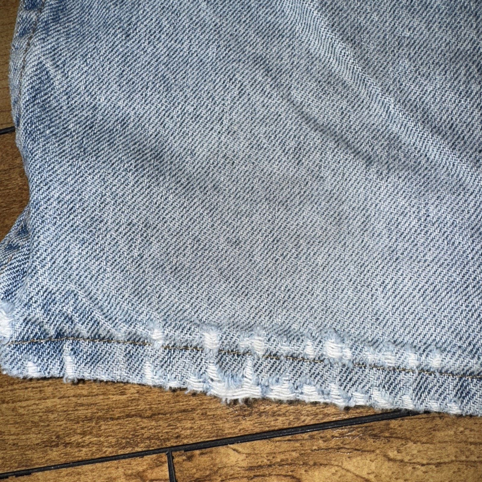 Vintage × Wrangler Vintage Wrangler Denim Shorts 30x10 Light Blue Jorts Size US 30 / EU 46 - 2 Thumbnail