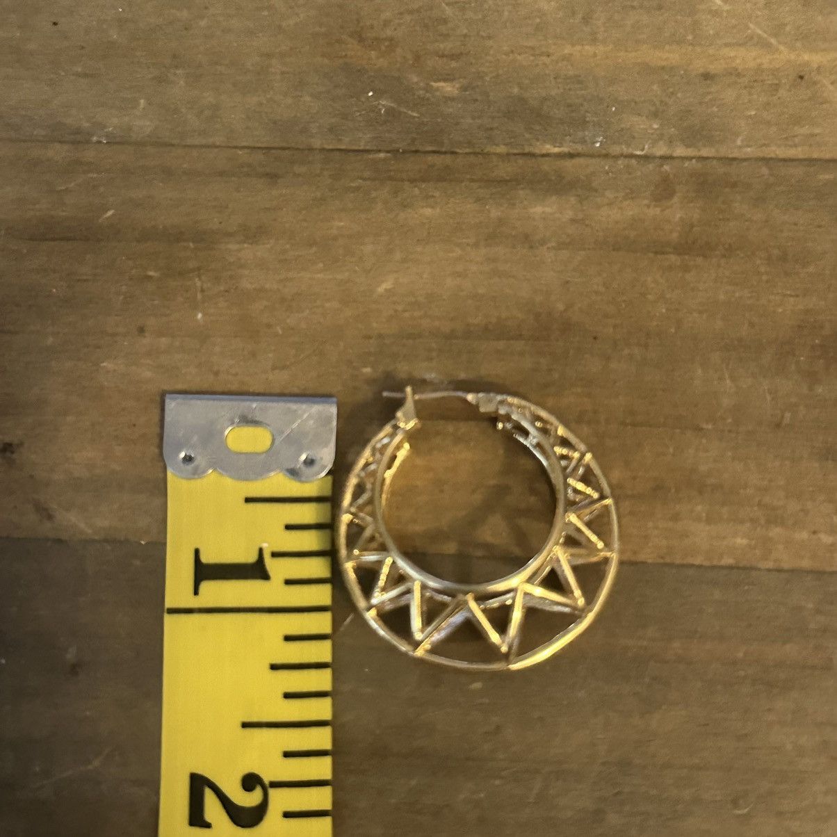 Other Gold tone geometric puffed hoop earrings Size ONE SIZE - 4 Thumbnail