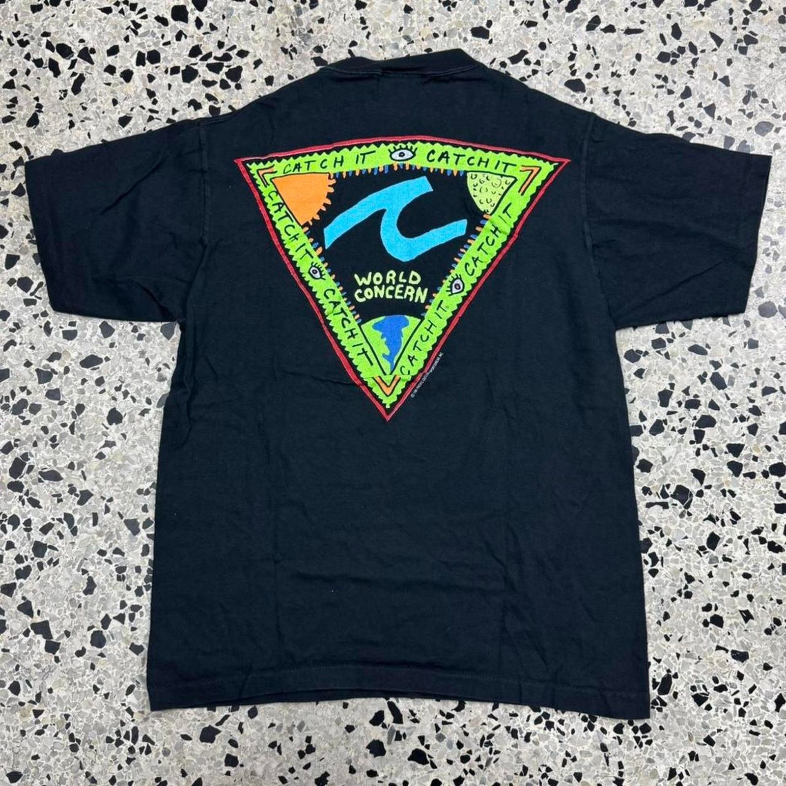 Other × Vintage VINTAGE 90S SINGLE STITCH CATCH IT WORLD CONCERN POCKET TEE: Size US L / EU 52-54 / 3 - 1 Thumbnail