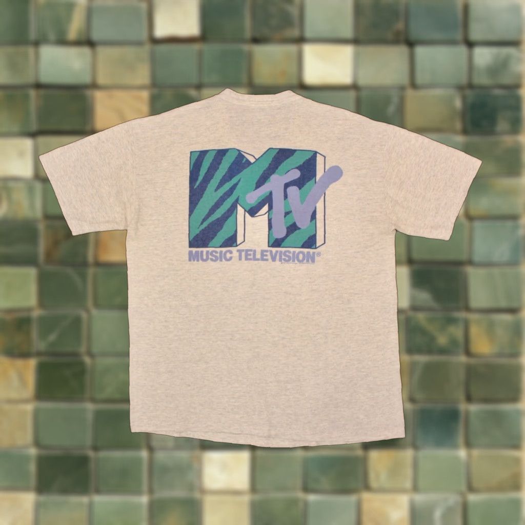 Vintage VINTAGE Men’s MTV Logo TShirt XL Gray/Blue 1990s Volunteer Graphic Tee Mens Shirt 90s T-Shirt Size US XL / EU 56 / 4 - 1 Thumbnail