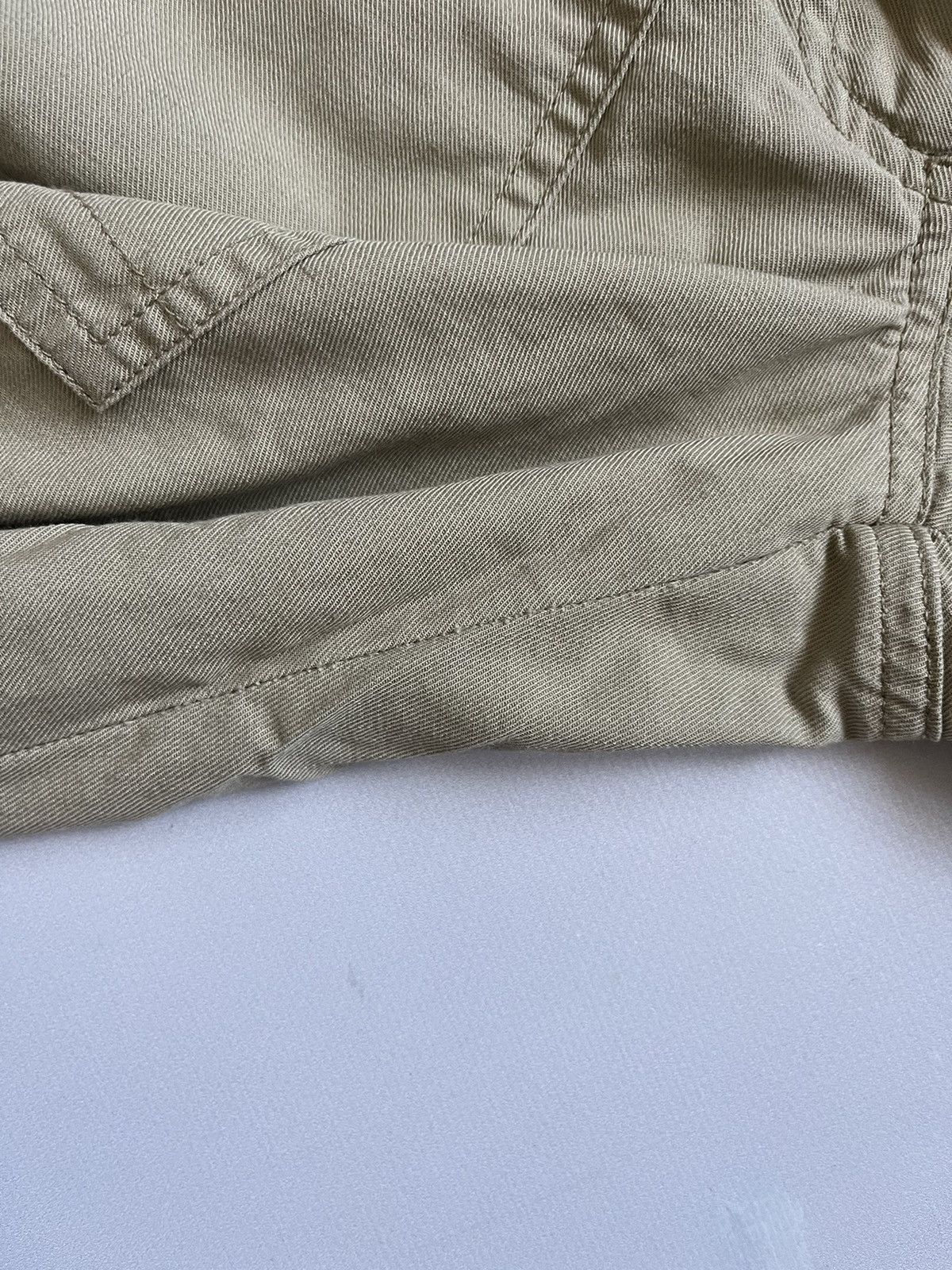 Dolce & Gabbana Dolce & Gabbana Women Beige Buckle Back Pocket Pants Size 28" / US 6 / IT 42 - 14 Thumbnail