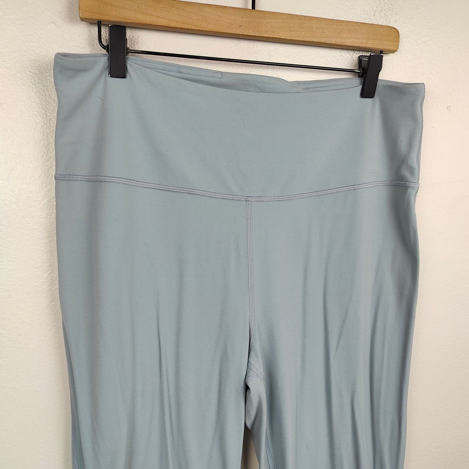 Lululemon Lululemon Groove Super-High-Rise Flared Pant Womens 14 Nulu Size 36" / US 14 / IT 50 - 2 Thumbnail