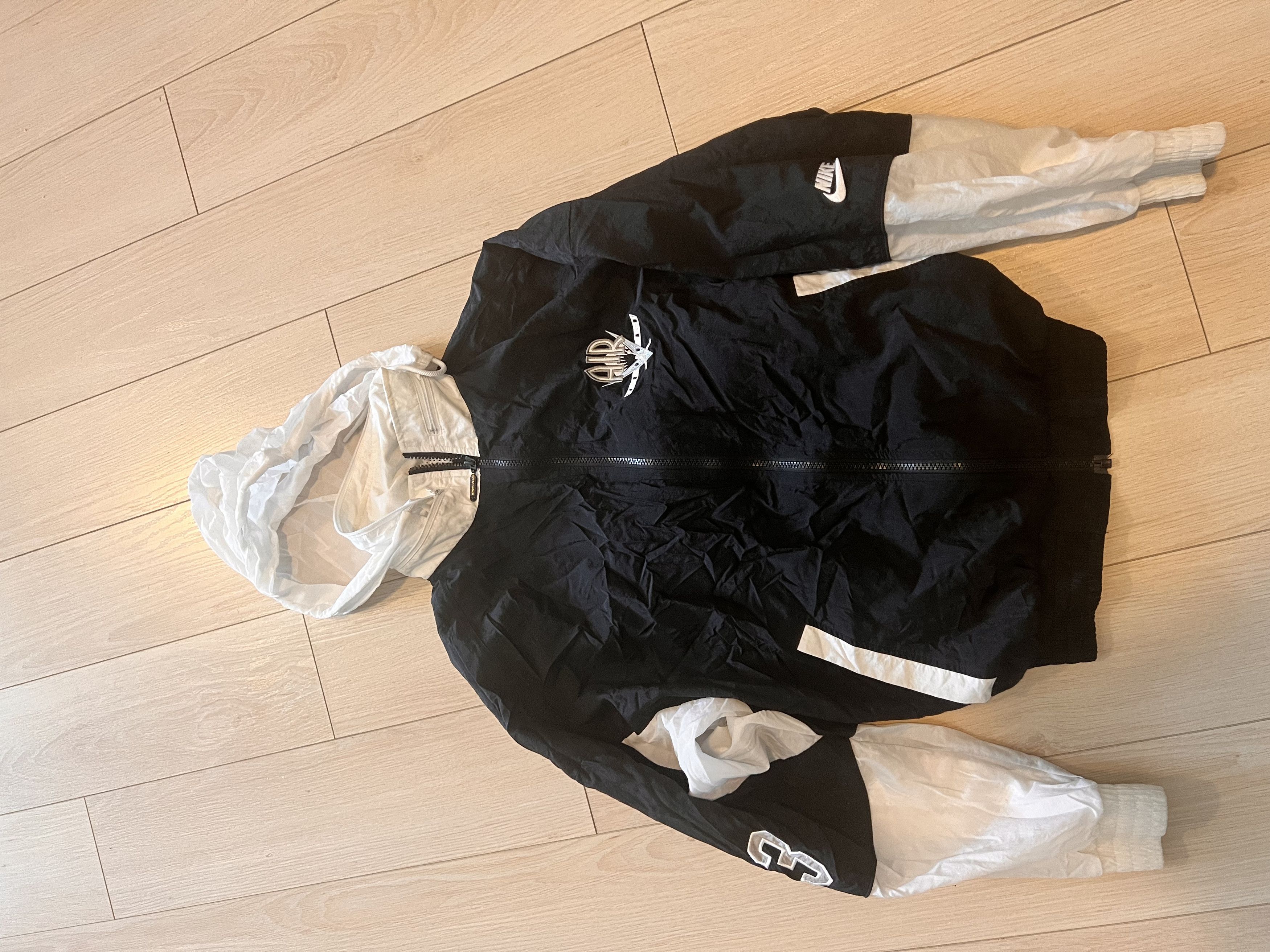Jordan Brand Vintage Air Jordan x Nike Windbreaker Size US S / EU 44-46 / 1 - 1 Thumbnail
