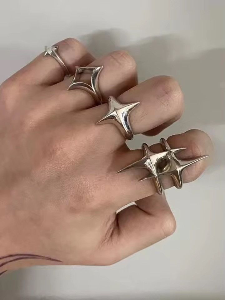 Jewelry Punk Hip Hop Star 4 pcs ring Size ONE SIZE - 1 Thumbnail