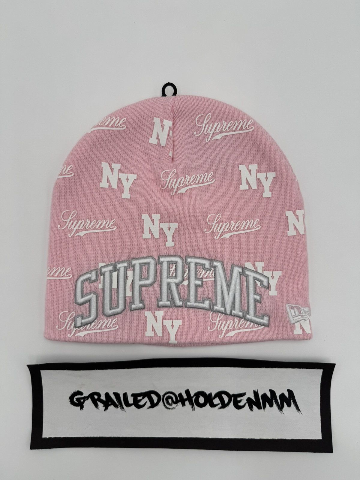 New Era × Supreme Supreme New Era Monogram Beanie Pink White Size ONE SIZE - 3 Thumbnail