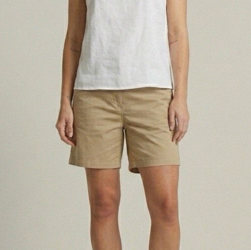Vintage Vintage Khaki Beige High-rise Cotton Twill 4.5" Shorts - M Size 32" / US 10 / IT 46 - 1 Thumbnail