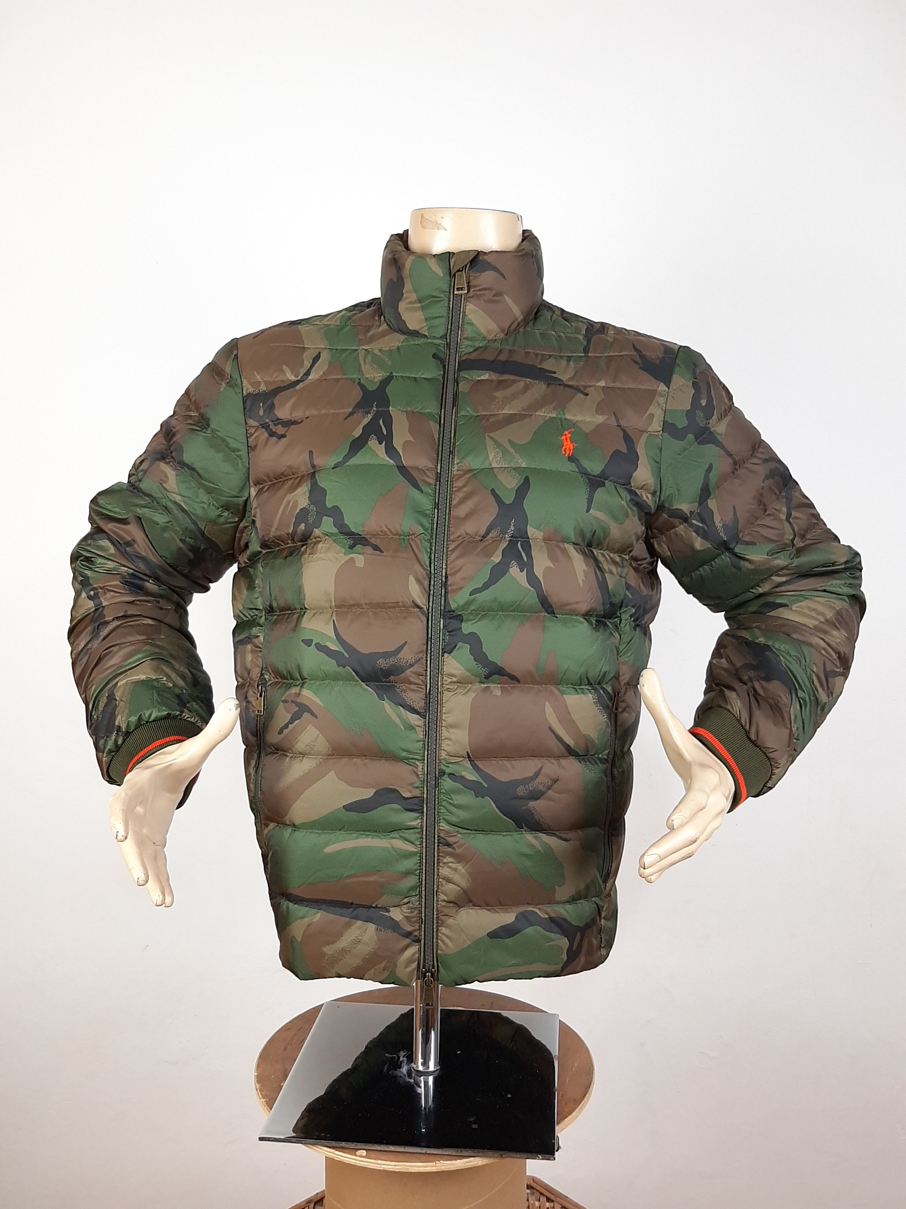 Polo Ralph Lauren Men's Miliraty Camo Full Zip sweater jacket selling retail $228