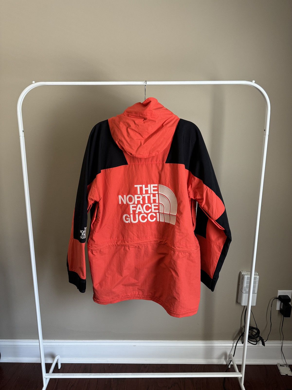Gucci × The North Face The North Face X Gucci Orange Windbreaker Size US M / EU 48-50 / 2 - 2 Thumbnail