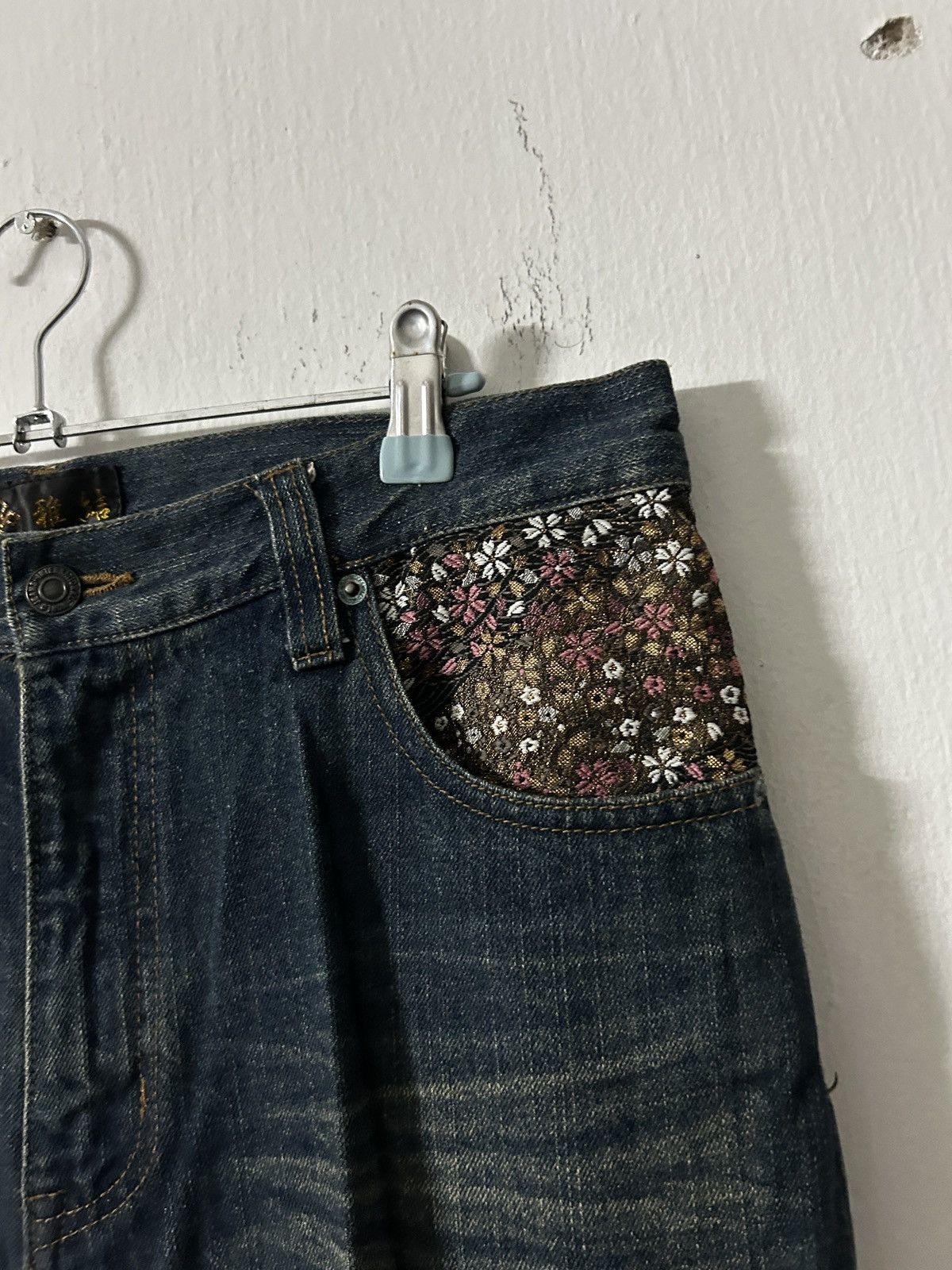 Japanese Brand Japanese Brand Floral Embroidery Jeans Size US 33 - 9 Thumbnail