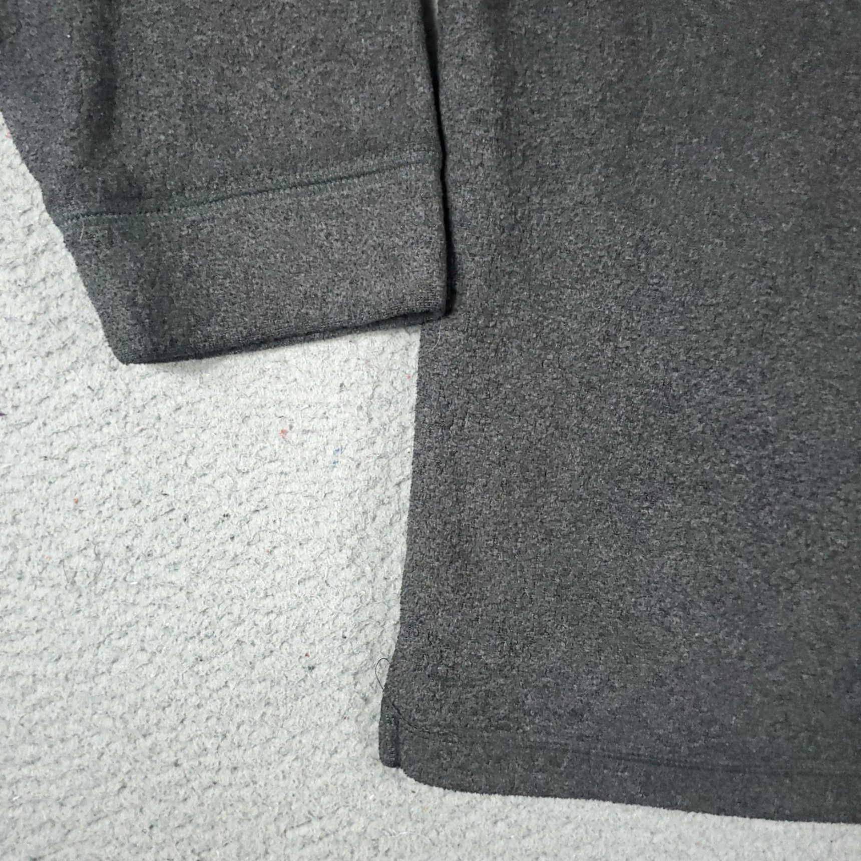 Guess GUESS Sweater Mens Large Gray Casual Pullover Long Sleeve Sweatshirt Size US L / EU 52-54 / 3 - 4 Thumbnail