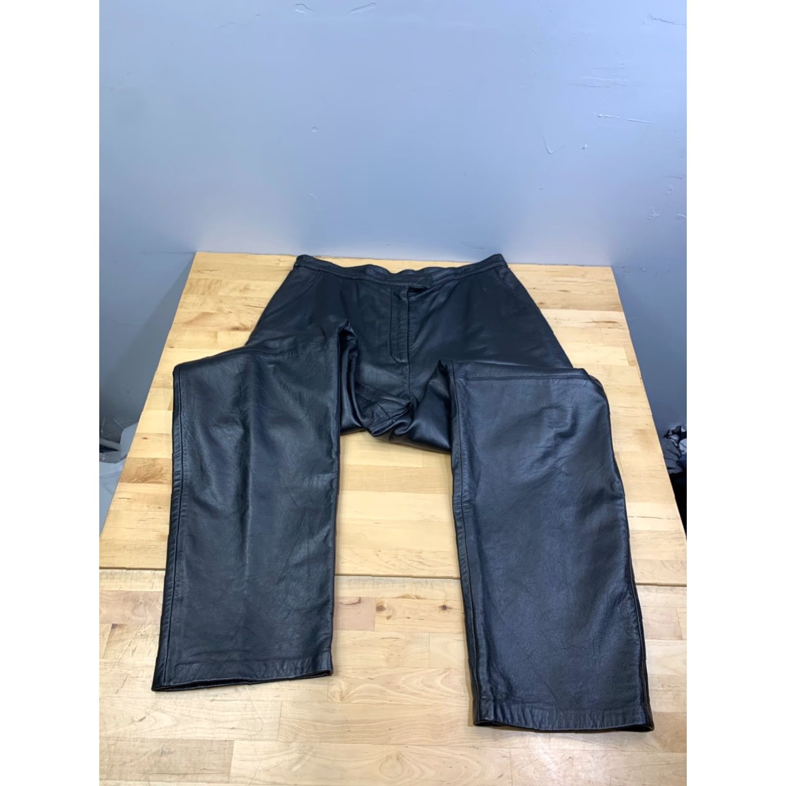 Alfani VINTAGE Alfani Leather Pants Womens 14 Black 30" Inseam Size 36" / US 14 / IT 50 - 3 Thumbnail