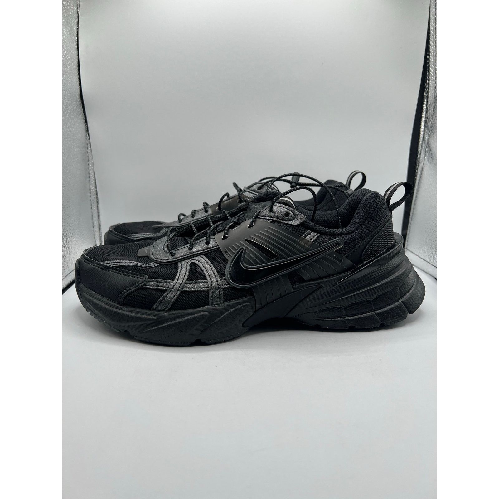 Nike Nike V2K Run “Black” size 9 women’s Size US 9 / IT 39 - 1 Thumbnail