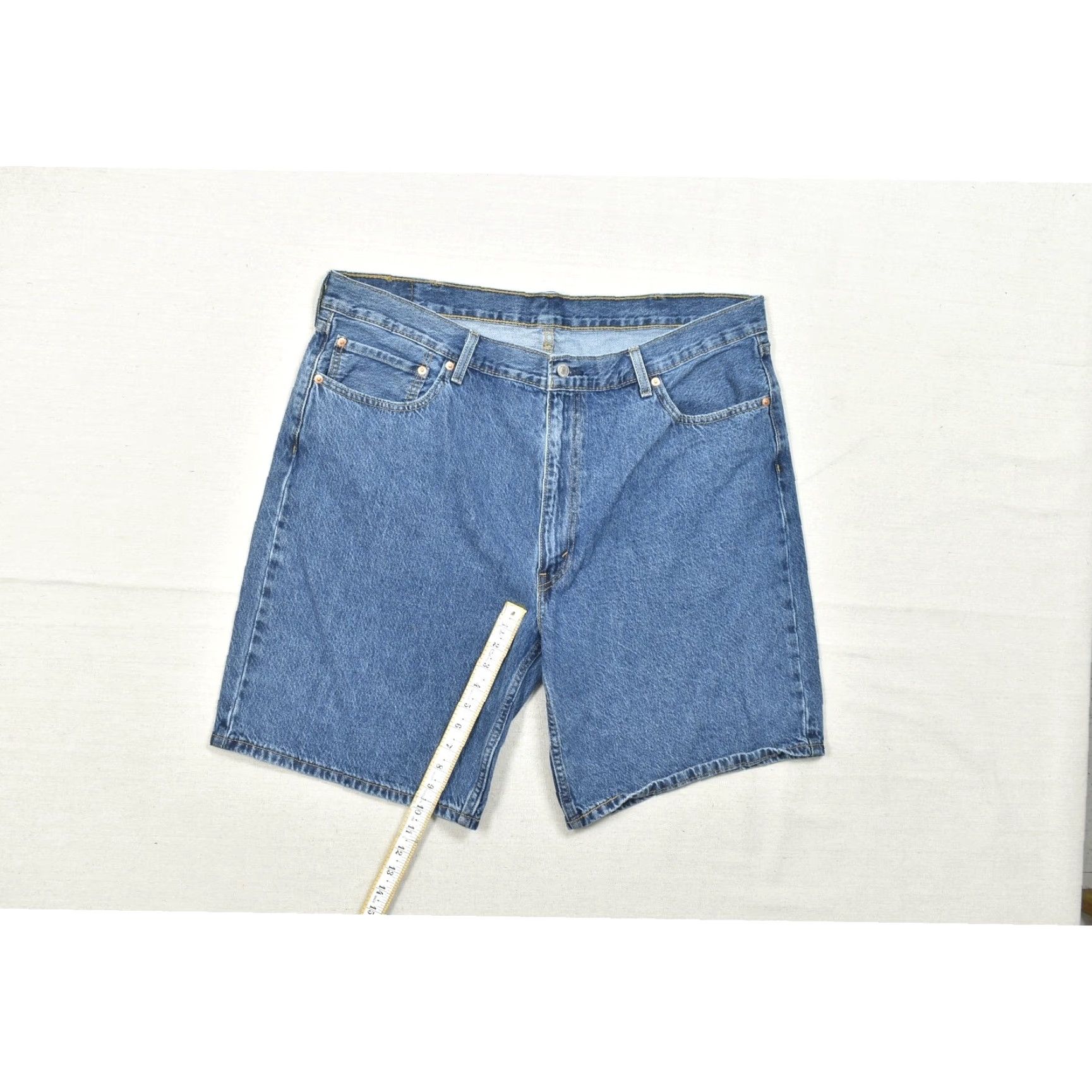 Levi's Levi's 454 Men's Big & Tall Relaxed Fit Denim Jean Shorts Casual Bermuda Medium Wash 42 Adult Mens Blue Bag Size US 42 / EU 58 - 5 Thumbnail
