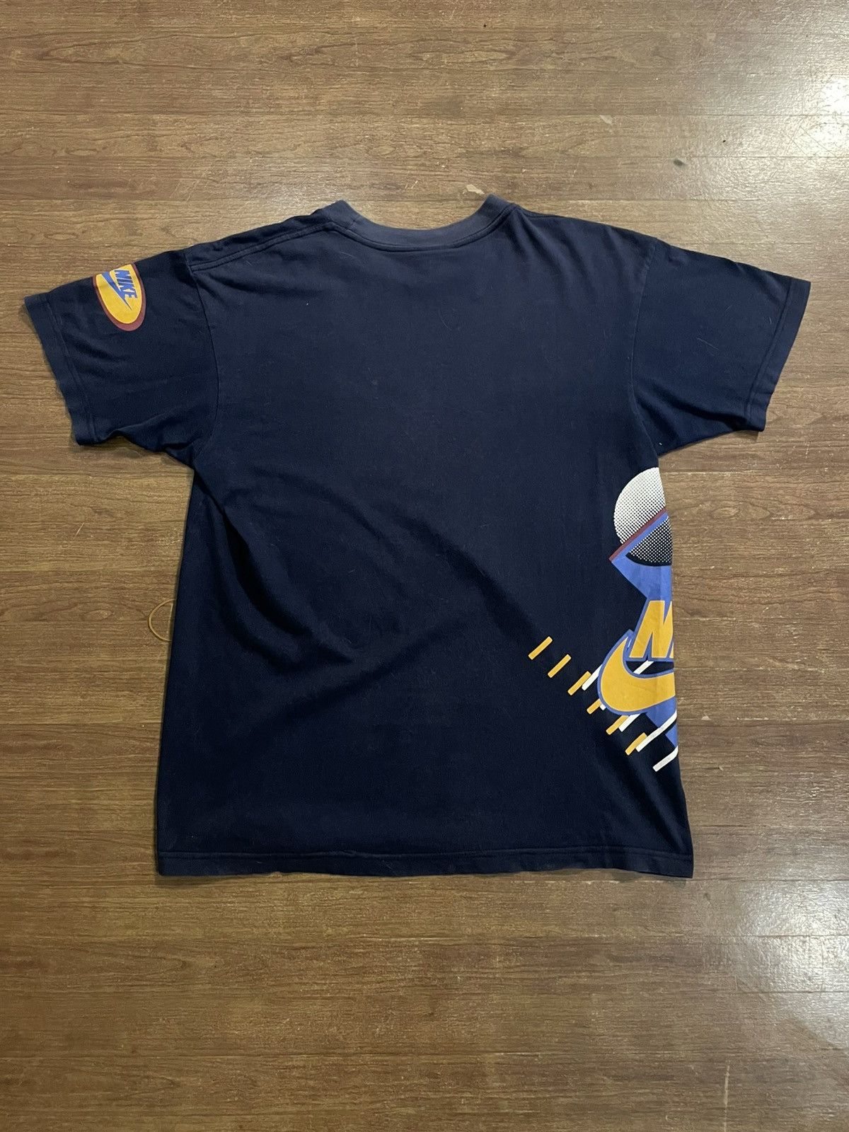 Nike Vintage NIKE gray tag shirt size S Size US S / EU 44-46 / 1 - 5 Thumbnail