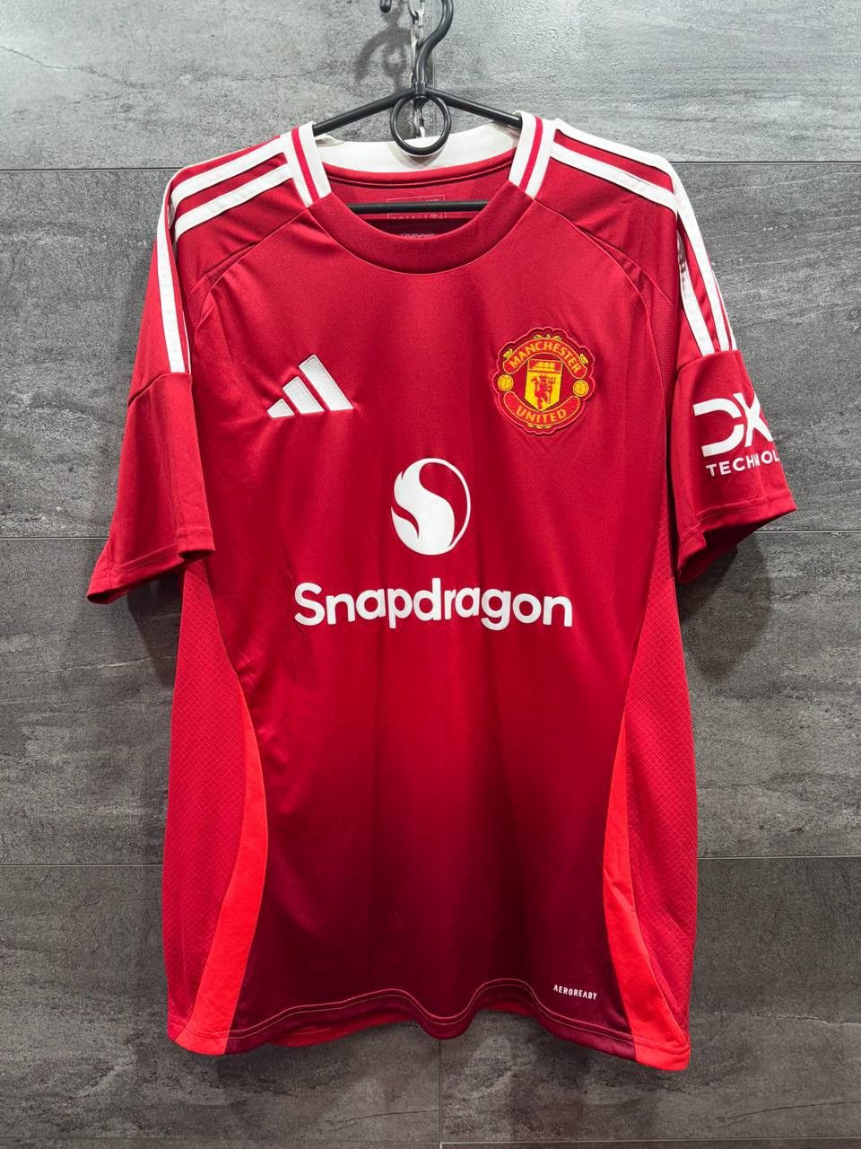 Adidas ADIDAS MANCHESTER UNITED 2024/25 HOME SOCCER JERSEY SHIRT Size US L / EU 52-54 / 3 - 1 Thumbnail