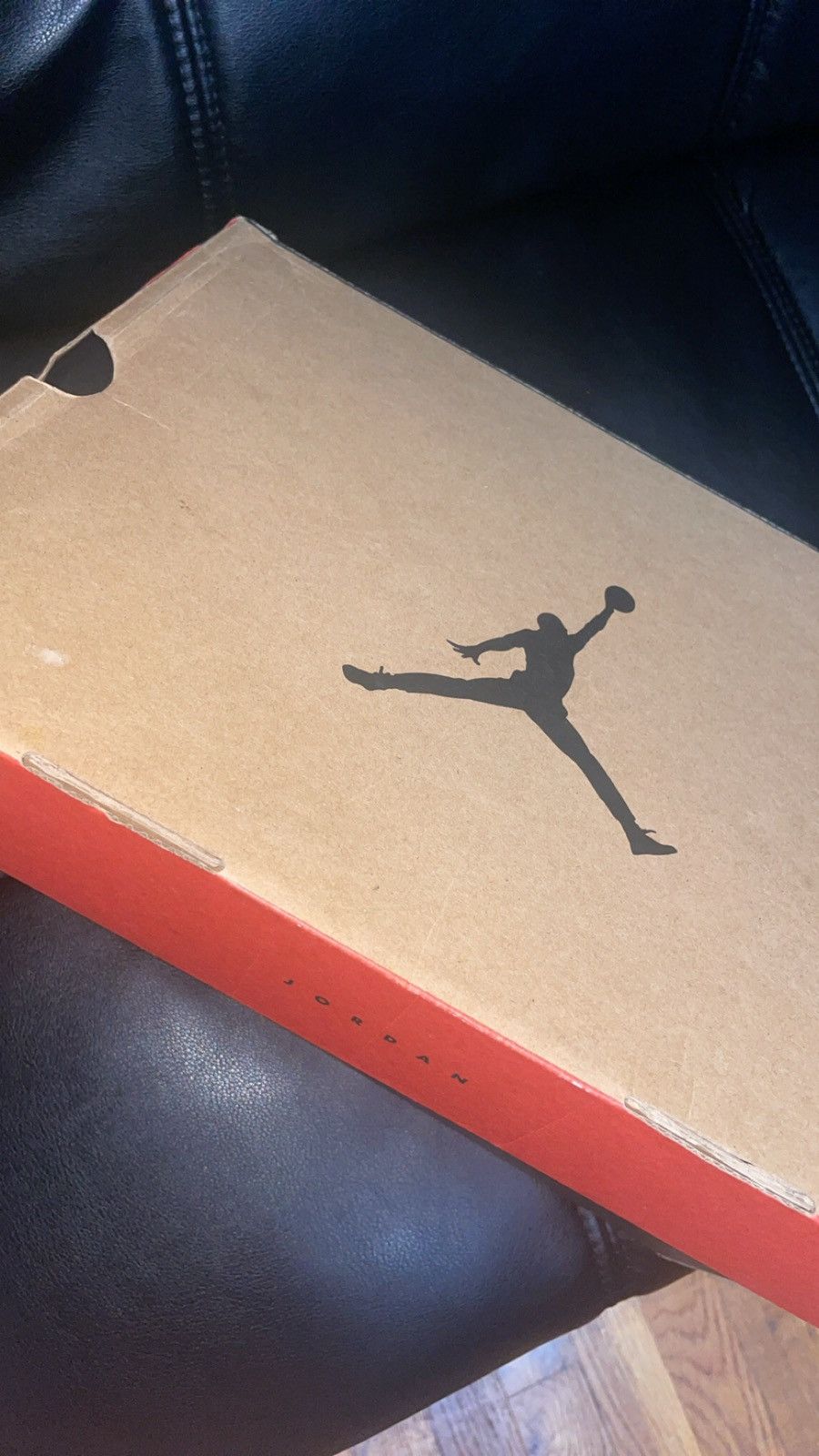 Jordan Brand Retro 12 taxis Size US 8 / EU 41 - 9 Thumbnail