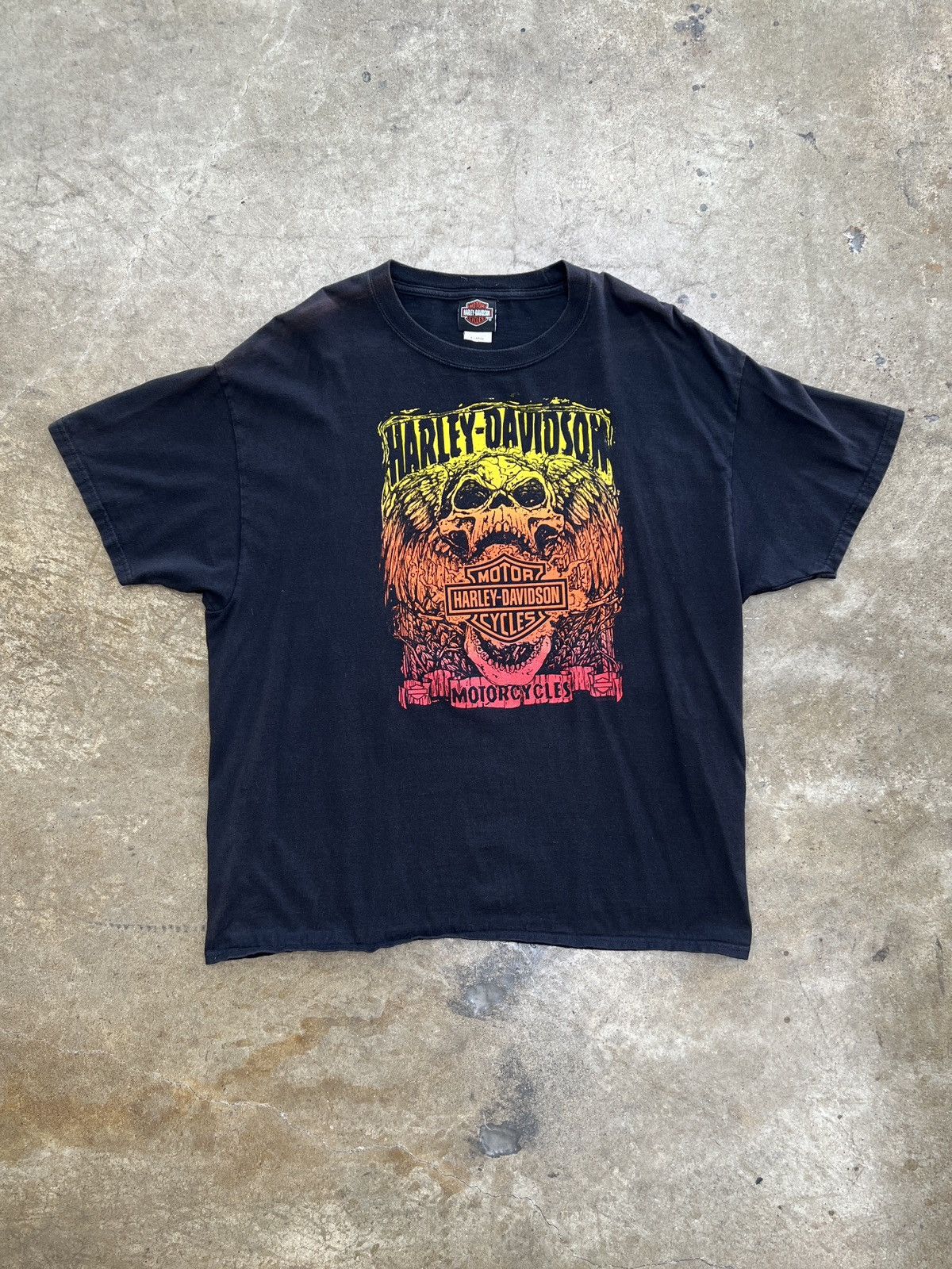 Harley Davidson Vintage Harley Davidson Pikes Peak Skull Motorcycle Tee XL Size US XL / EU 56 / 4 - 2 Thumbnail