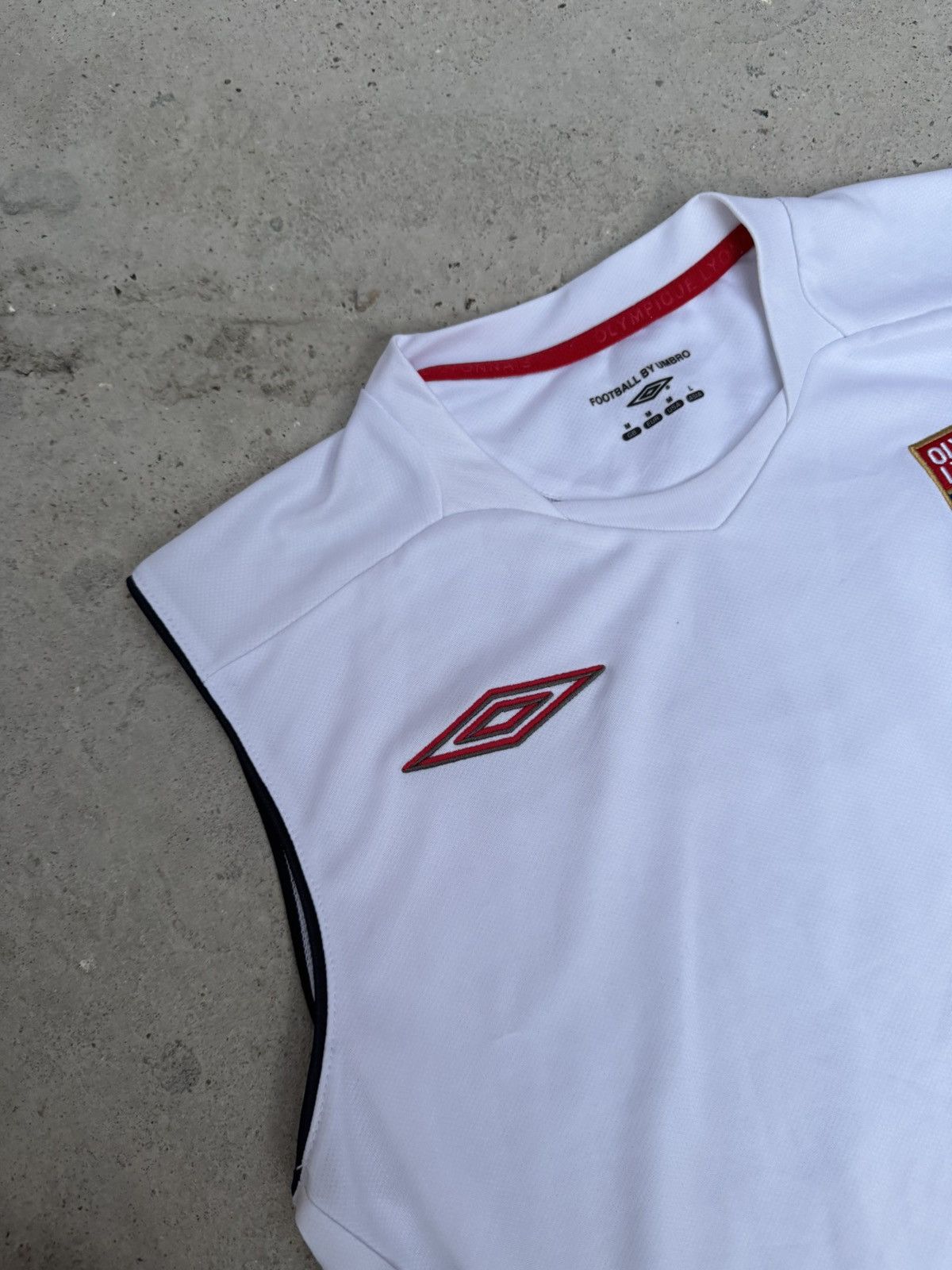 Umbro RARE UMBRO OLIMPIQUE LYONNAIS JERSEY BIG LOGO Size US M / EU 48-50 / 2 - 7 Thumbnail