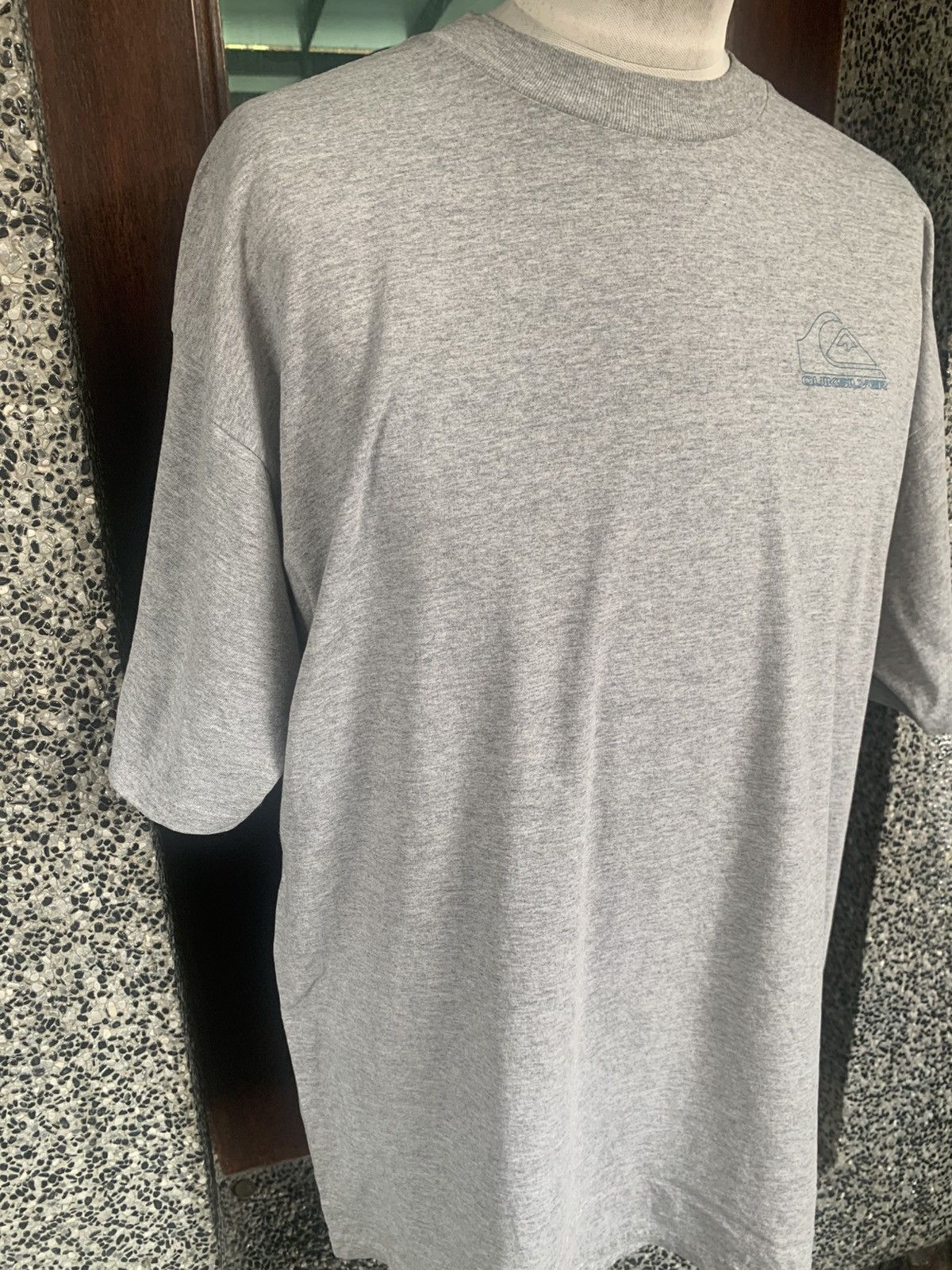 Quiksilver Vintage Quiksilver Surf / Surfing / Surfboards T shirt Size US XL / EU 56 / 4 - 6 Thumbnail